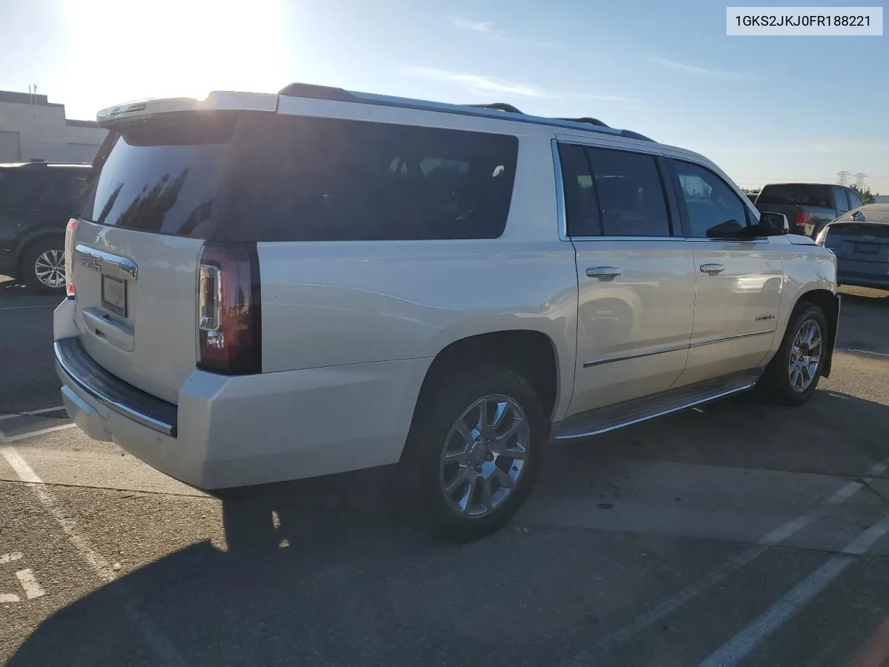 2015 GMC Yukon Xl Denali VIN: 1GKS2JKJ0FR188221 Lot: 75363424