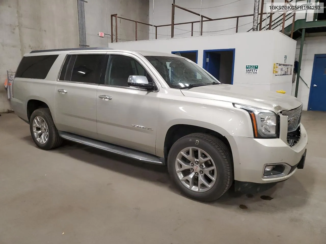 2015 GMC Yukon Xl K1500 Sle VIN: 1GKS2GKC5FR194293 Lot: 75793074