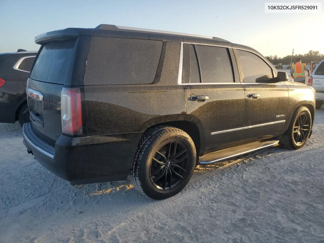 1GKS2CKJ5FR529091 2015 GMC Yukon Denali