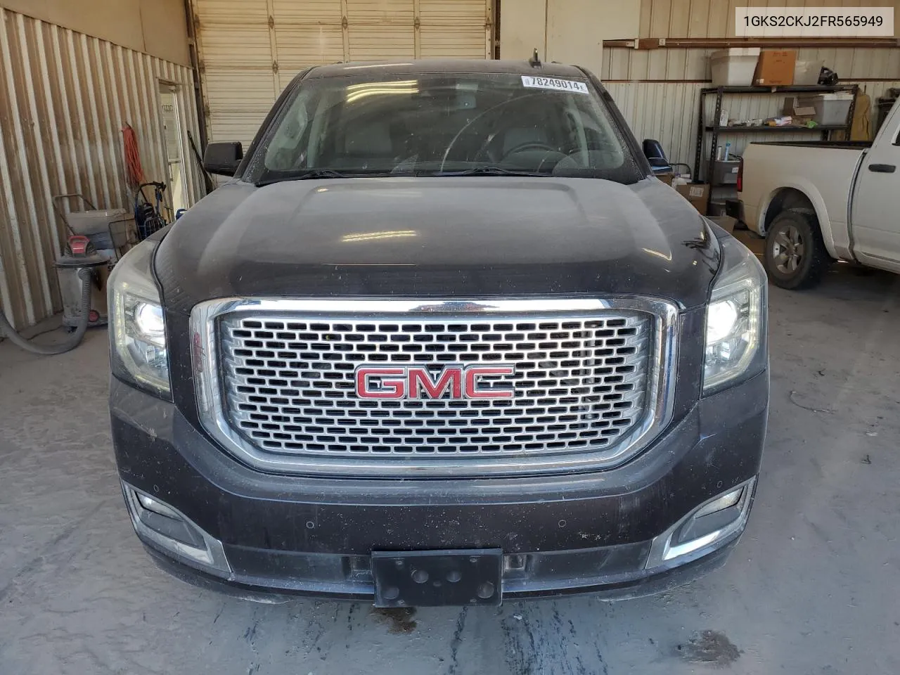 2015 GMC Yukon Denali VIN: 1GKS2CKJ2FR565949 Lot: 78249014