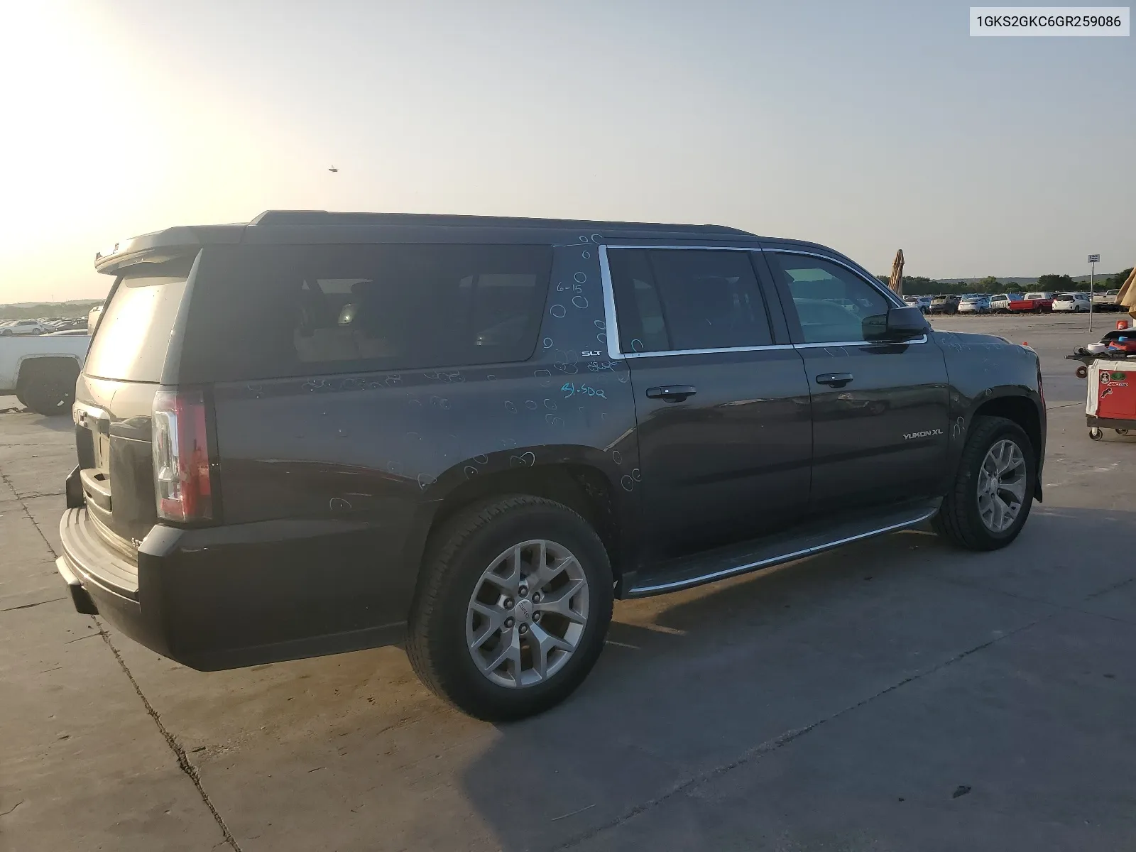 1GKS2GKC6GR259086 2016 GMC Yukon Xl K1500 Slt