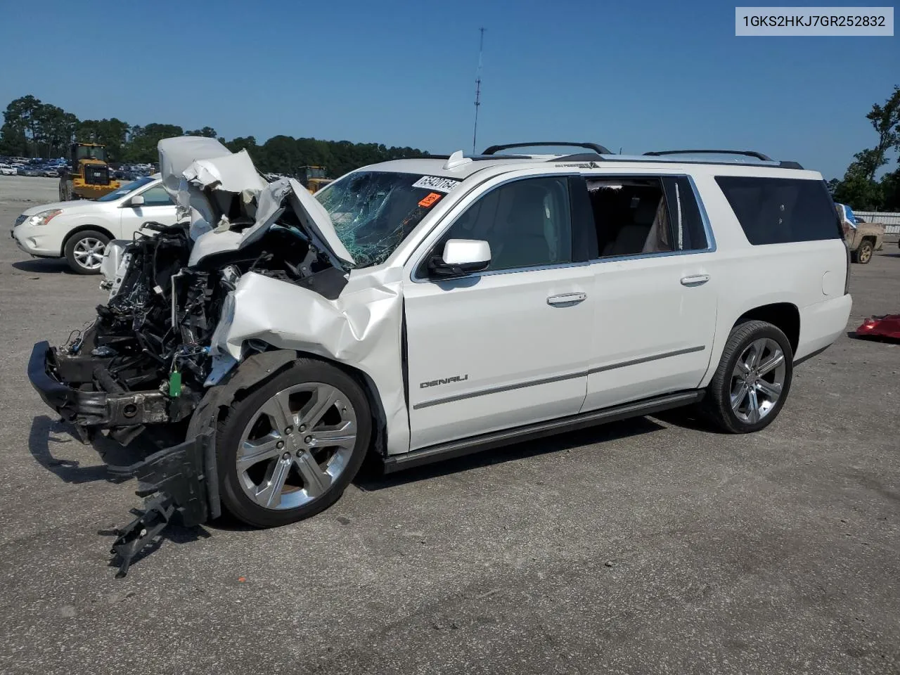 2016 GMC Yukon Xl Denali VIN: 1GKS2HKJ7GR252832 Lot: 65420164