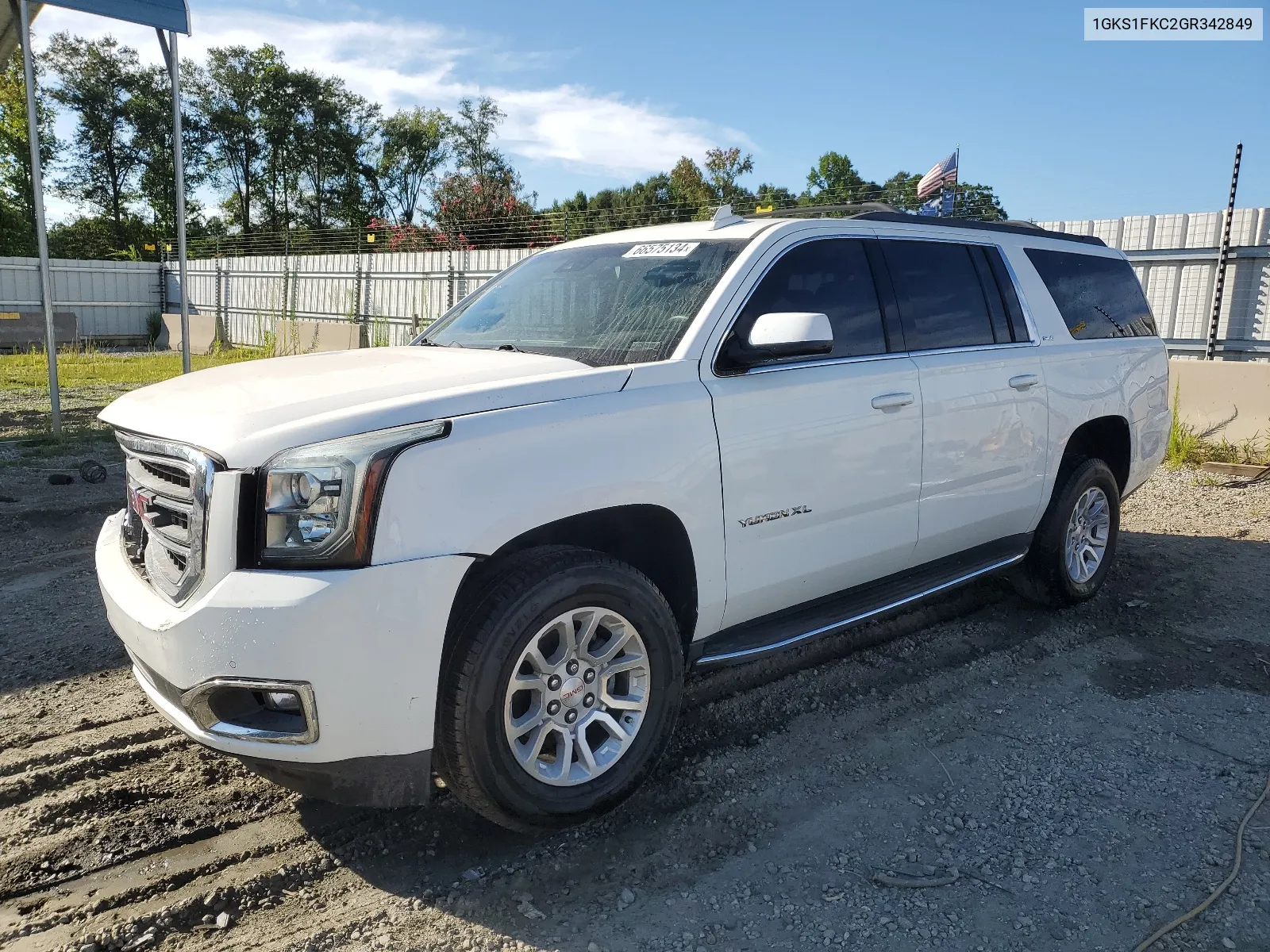 2016 GMC Yukon Xl C1500 Sle VIN: 1GKS1FKC2GR342849 Lot: 66575134