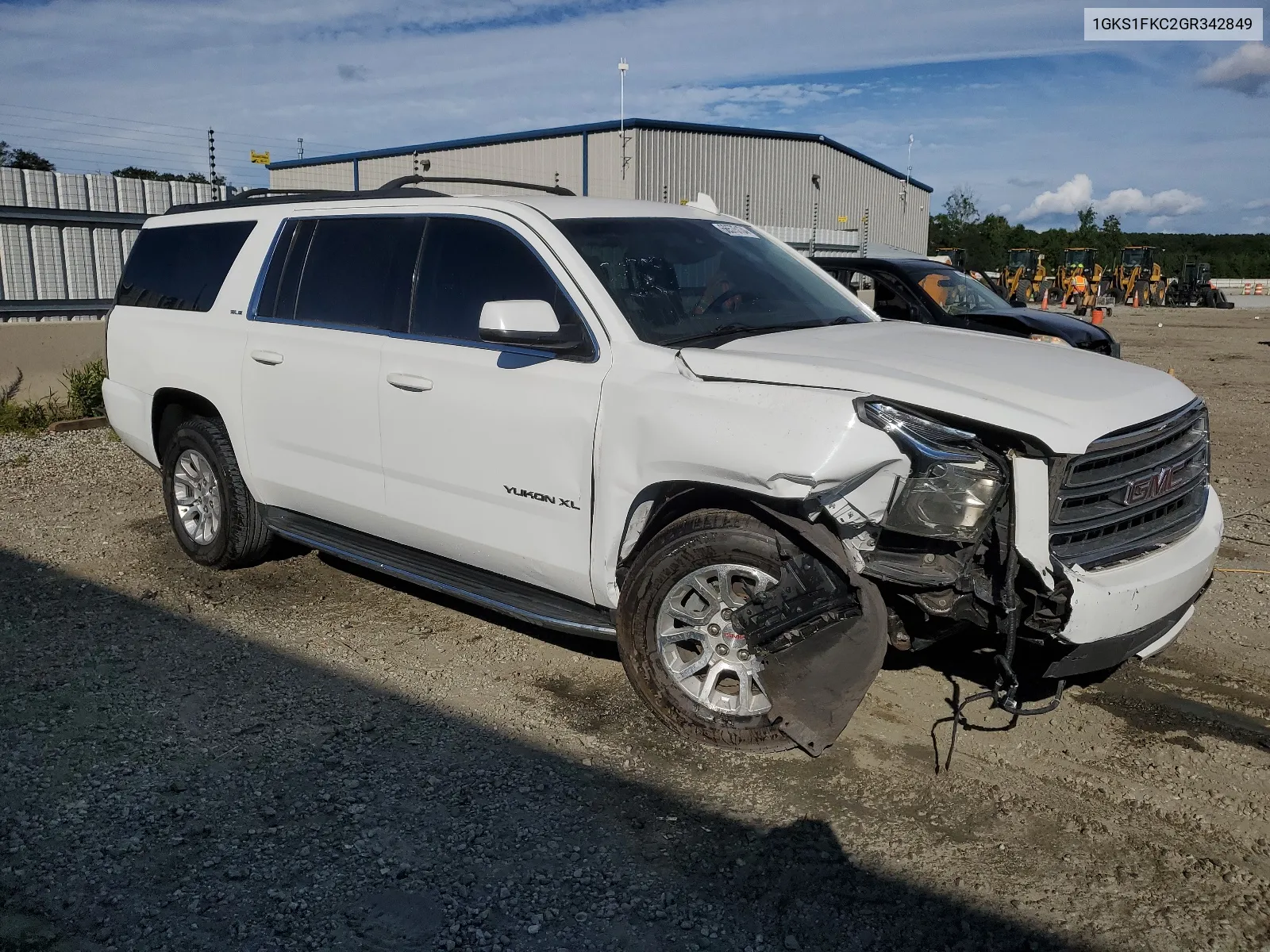 2016 GMC Yukon Xl C1500 Sle VIN: 1GKS1FKC2GR342849 Lot: 66575134