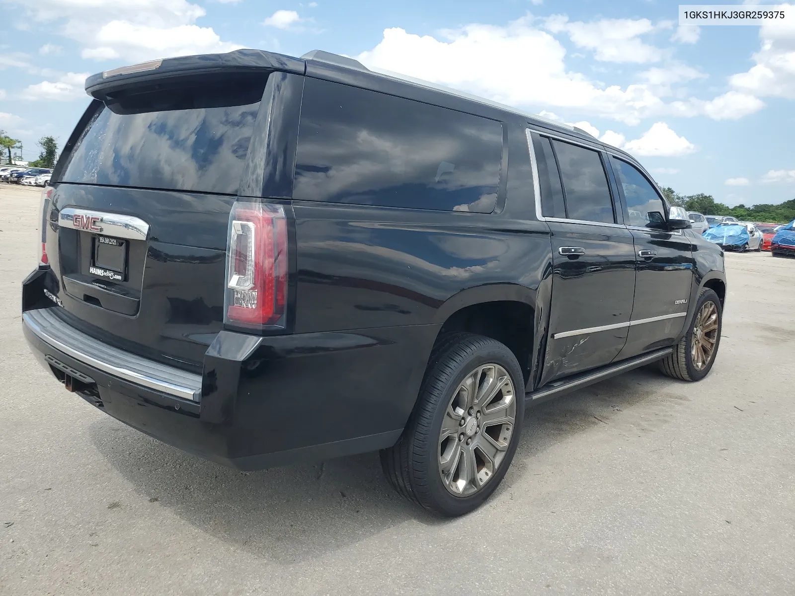 2016 GMC Yukon Xl Denali VIN: 1GKS1HKJ3GR259375 Lot: 67832304