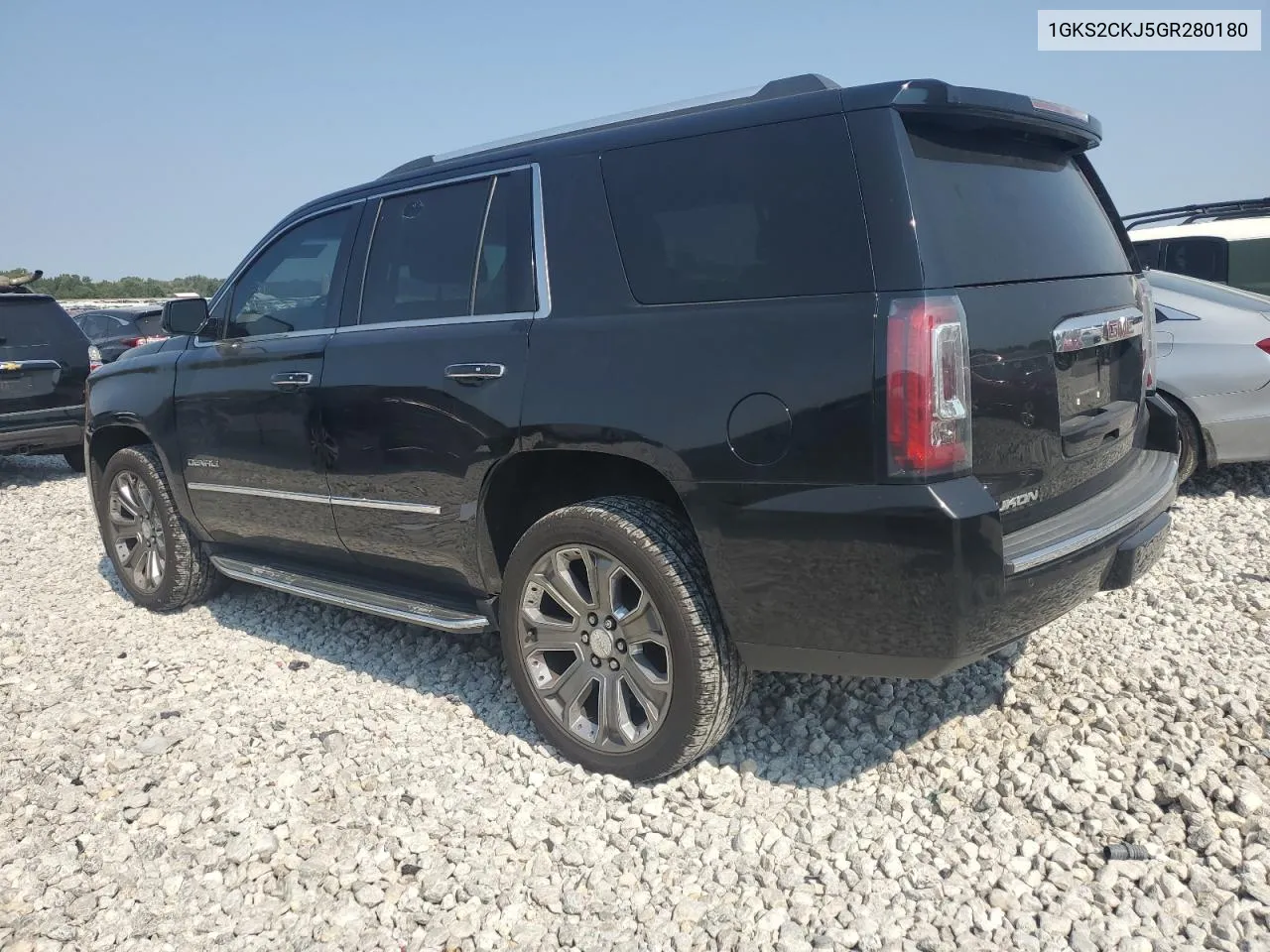 1GKS2CKJ5GR280180 2016 GMC Yukon Denali