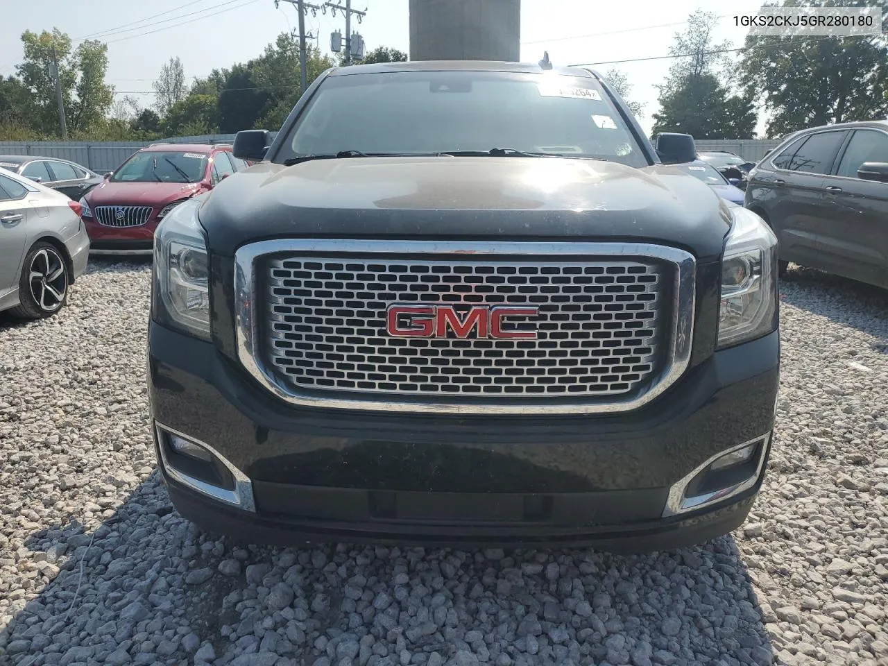 1GKS2CKJ5GR280180 2016 GMC Yukon Denali