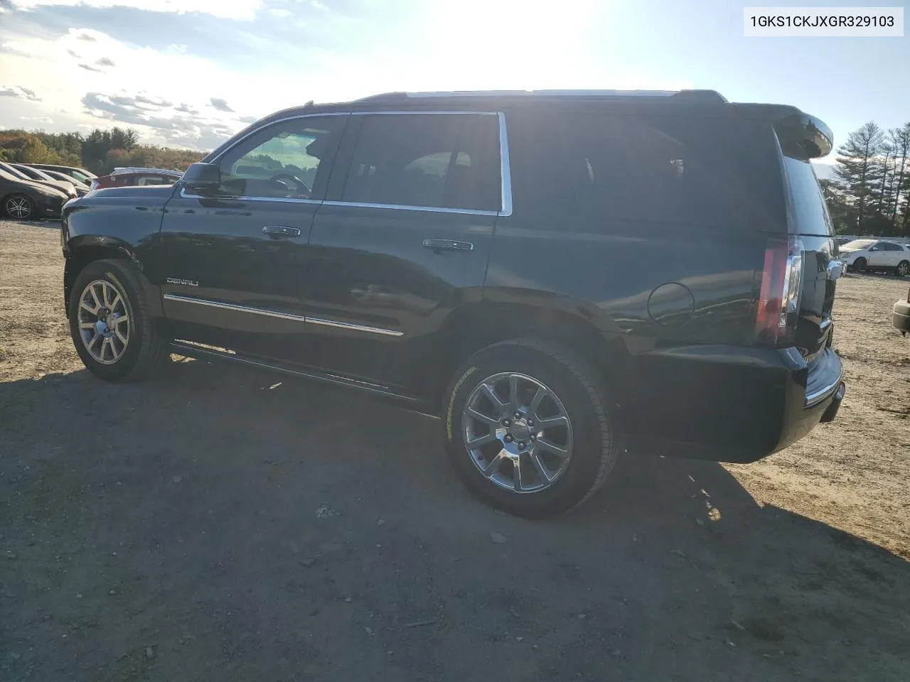 1GKS1CKJXGR329103 2016 GMC Yukon Denali