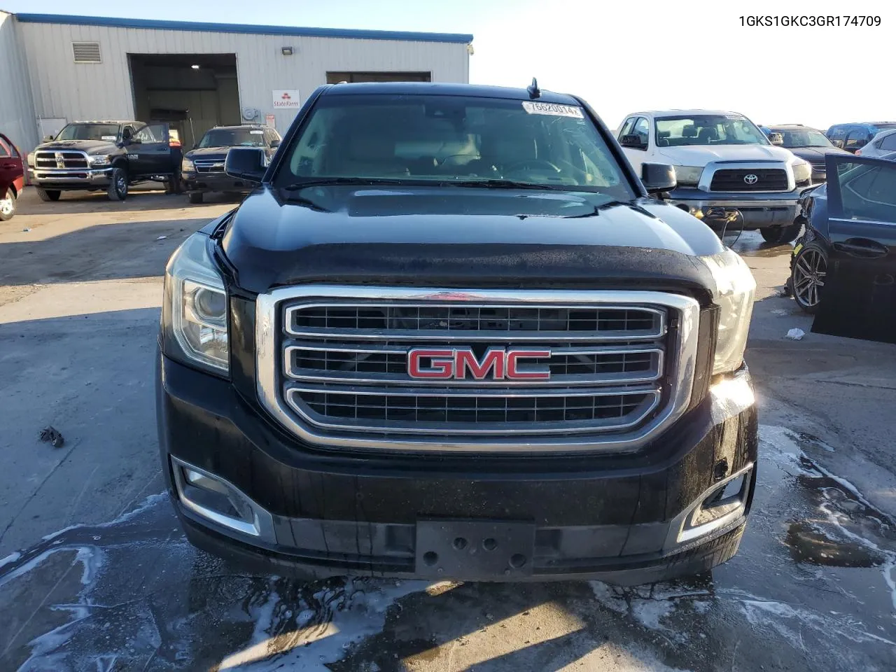 1GKS1GKC3GR174709 2016 GMC Yukon Xl C1500 Slt