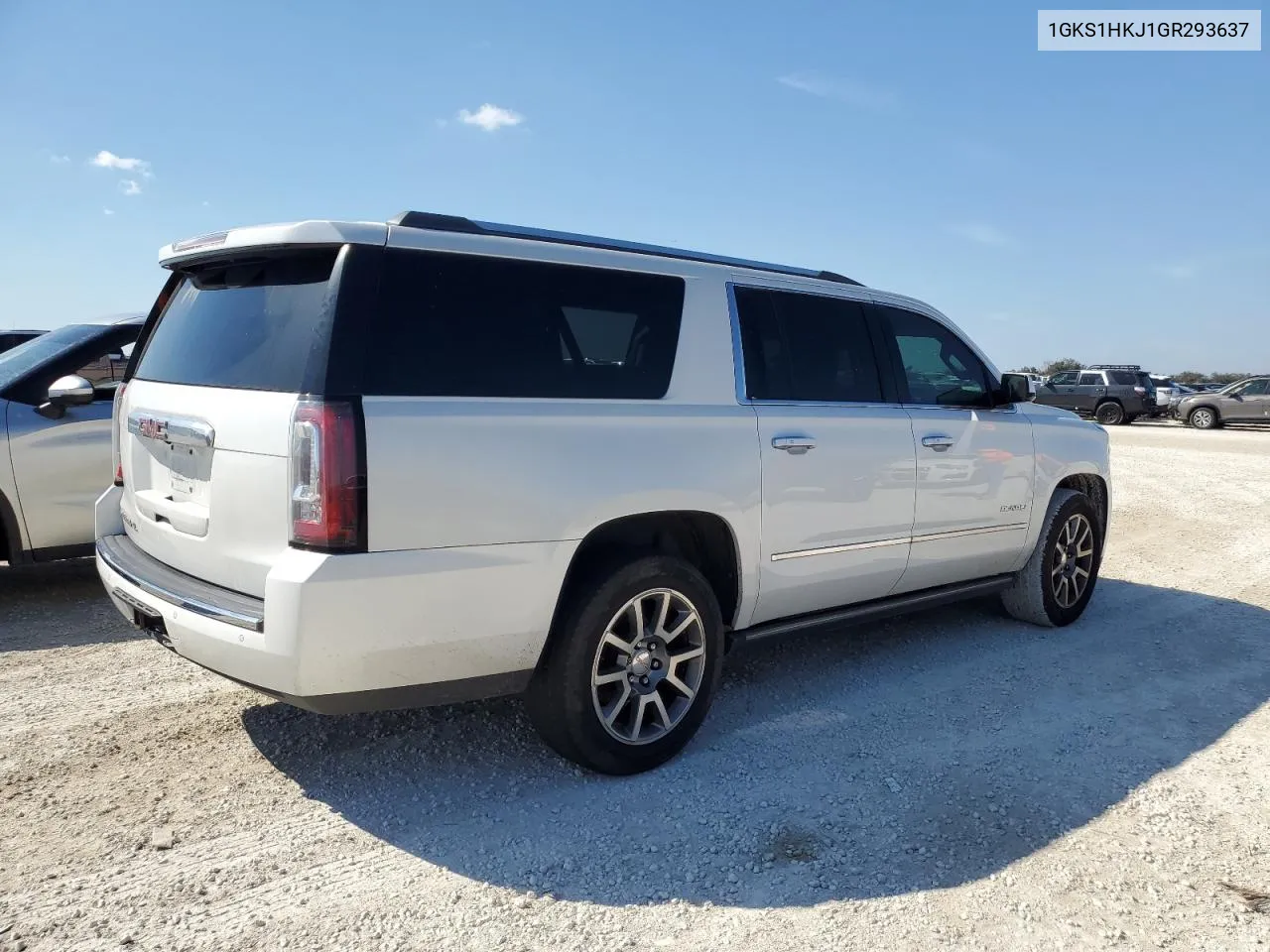 2016 GMC Yukon Xl Denali VIN: 1GKS1HKJ1GR293637 Lot: 77223084