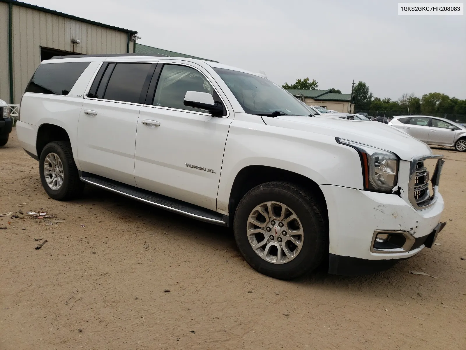 1GKS2GKC7HR208083 2017 GMC Yukon Xl K1500 Slt