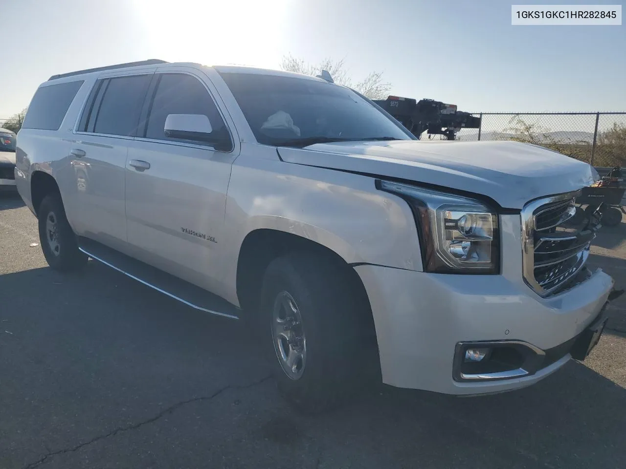 1GKS1GKC1HR282845 2017 GMC Yukon Xl C1500 Slt