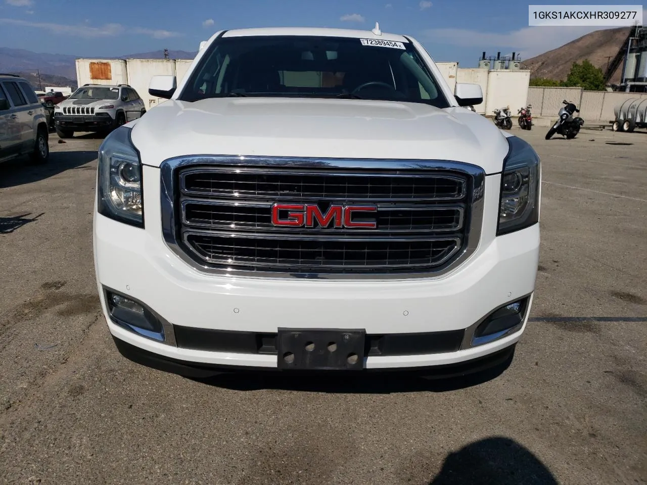 2017 GMC Yukon Sle VIN: 1GKS1AKCXHR309277 Lot: 72389454