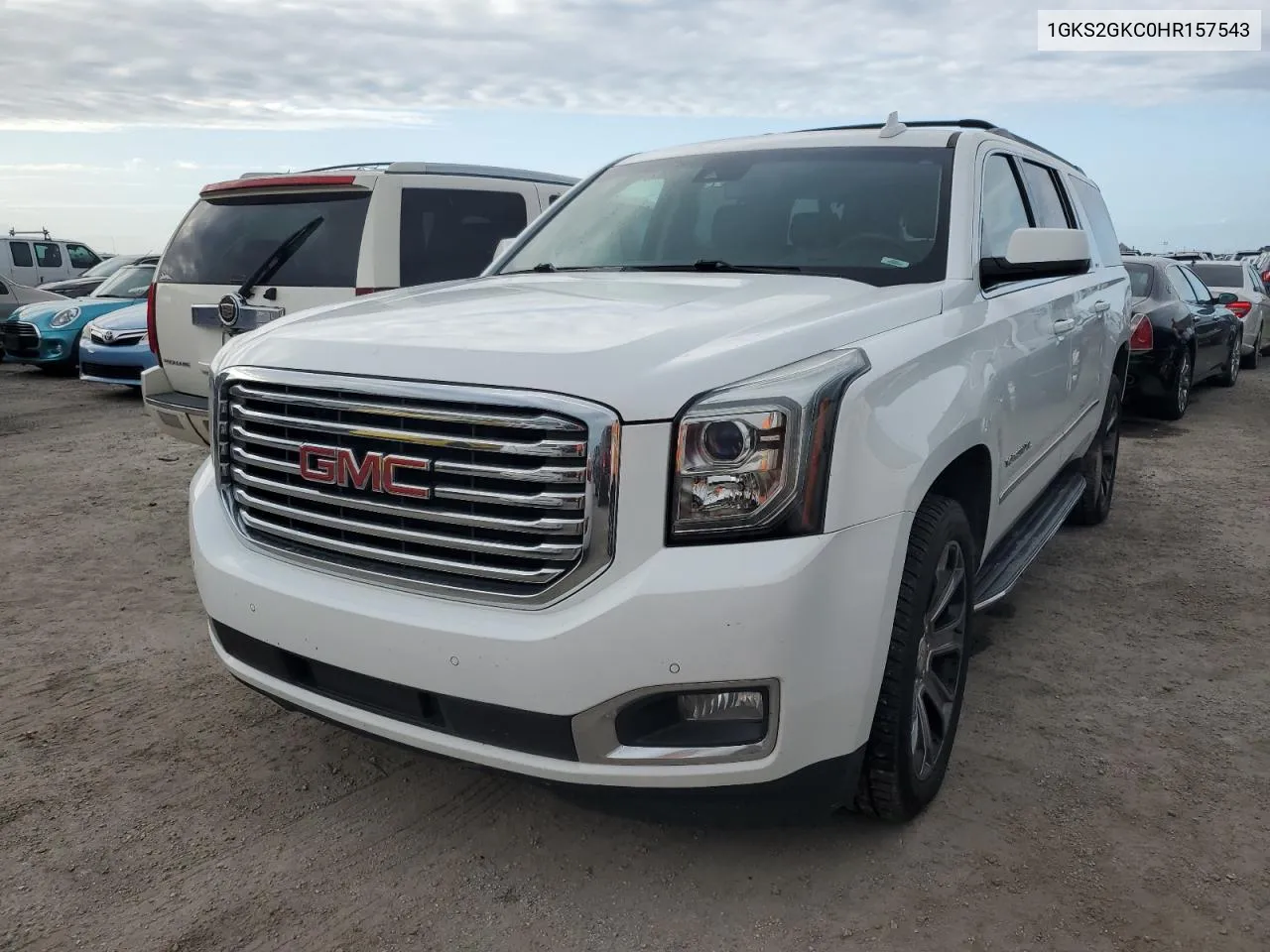 1GKS2GKC0HR157543 2017 GMC Yukon Xl K1500 Slt