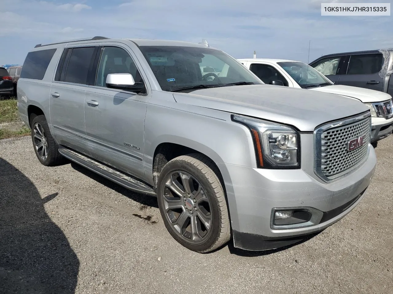 2017 GMC Yukon Xl Denali VIN: 1GKS1HKJ7HR315335 Lot: 75037744