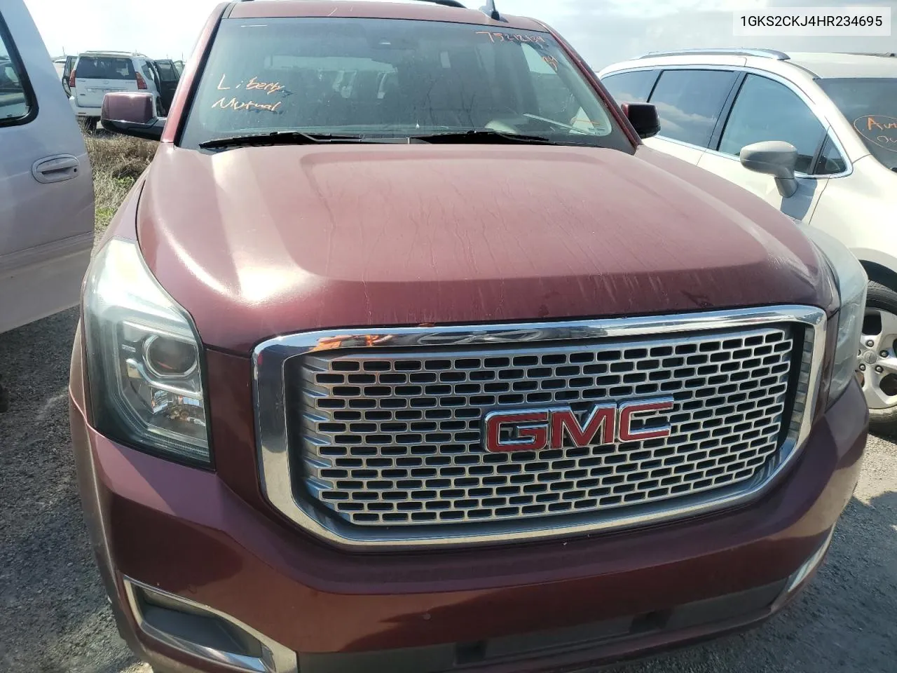 1GKS2CKJ4HR234695 2017 GMC Yukon Denali