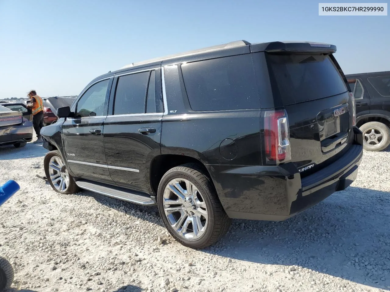 1GKS2BKC7HR299990 2017 GMC Yukon Slt