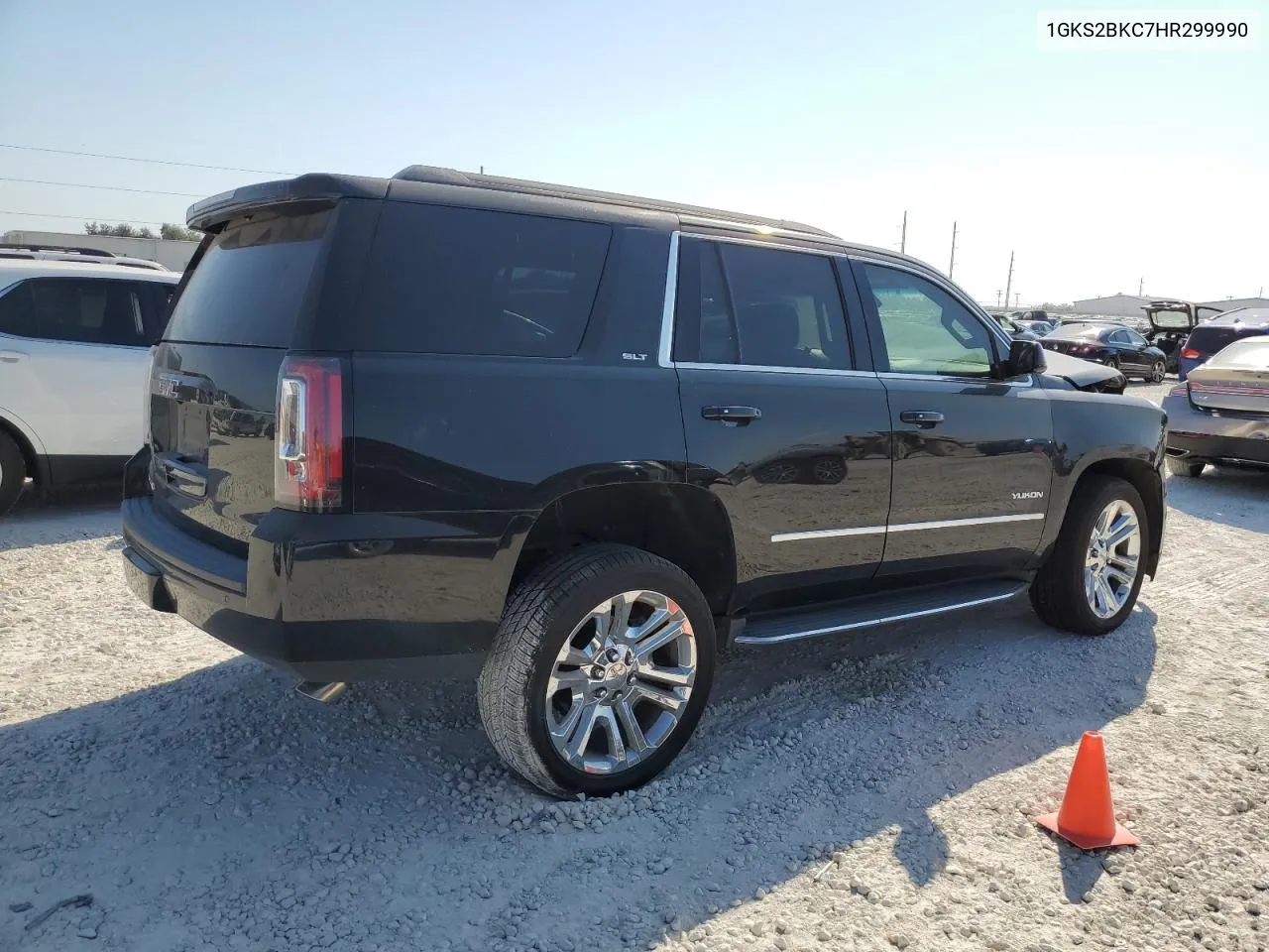 1GKS2BKC7HR299990 2017 GMC Yukon Slt