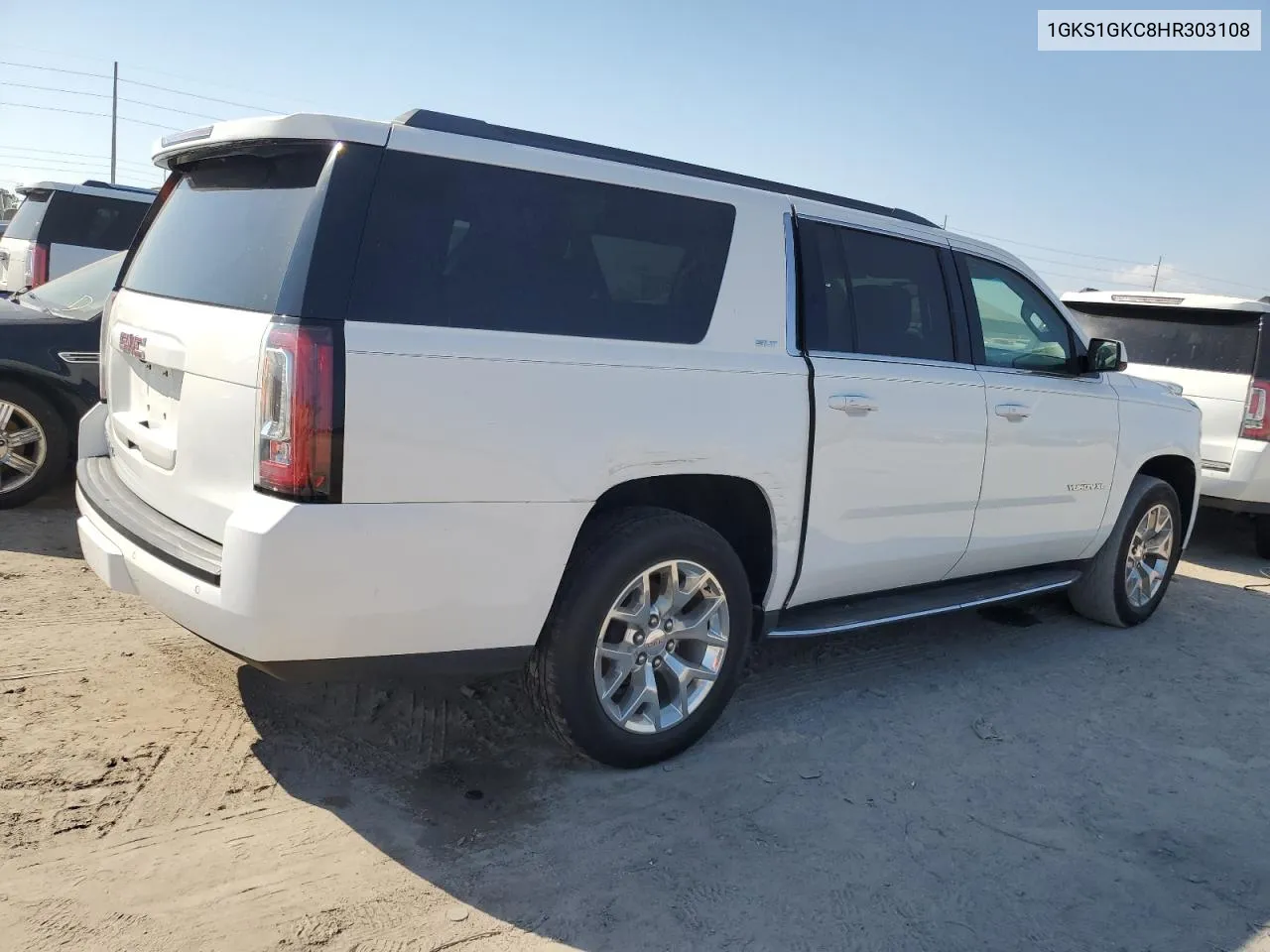 1GKS1GKC8HR303108 2017 GMC Yukon Xl C1500 Slt