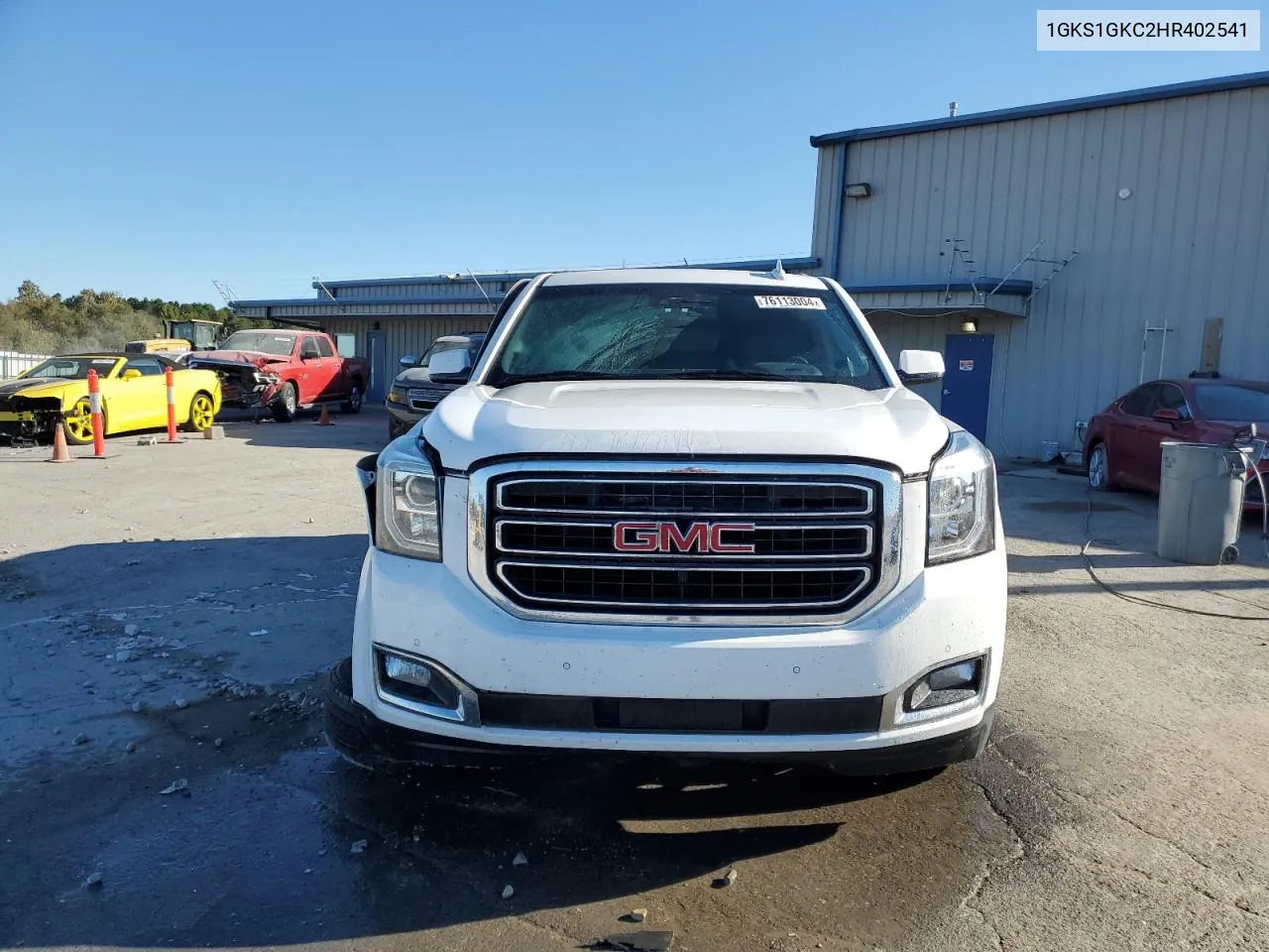 2017 GMC Yukon Xl C1500 Slt VIN: 1GKS1GKC2HR402541 Lot: 76113004