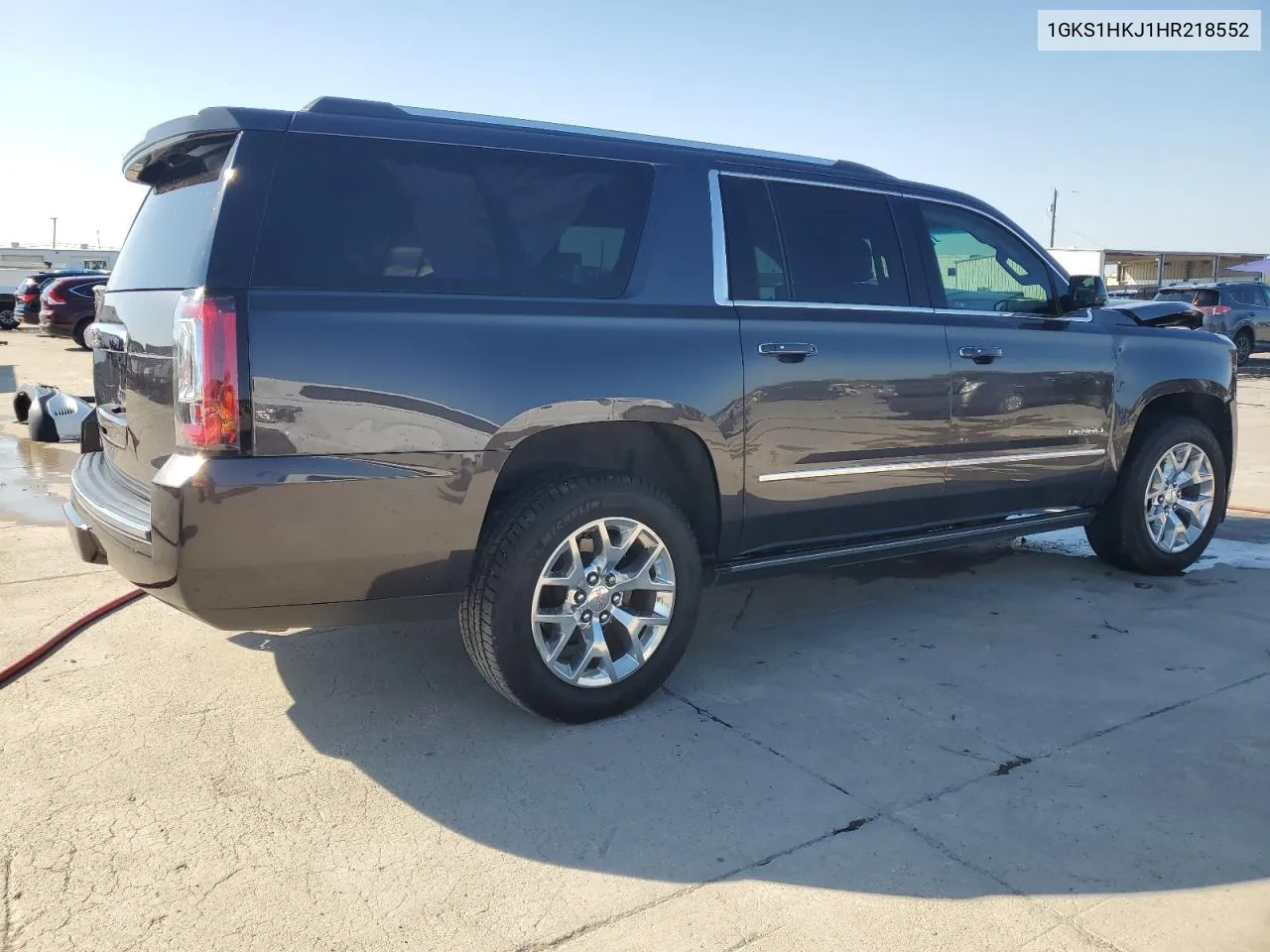 2017 GMC Yukon Xl Denali VIN: 1GKS1HKJ1HR218552 Lot: 76249674