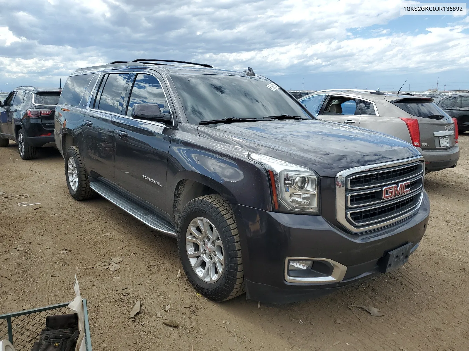 1GKS2GKC0JR136892 2018 GMC Yukon Xl K1500 Slt