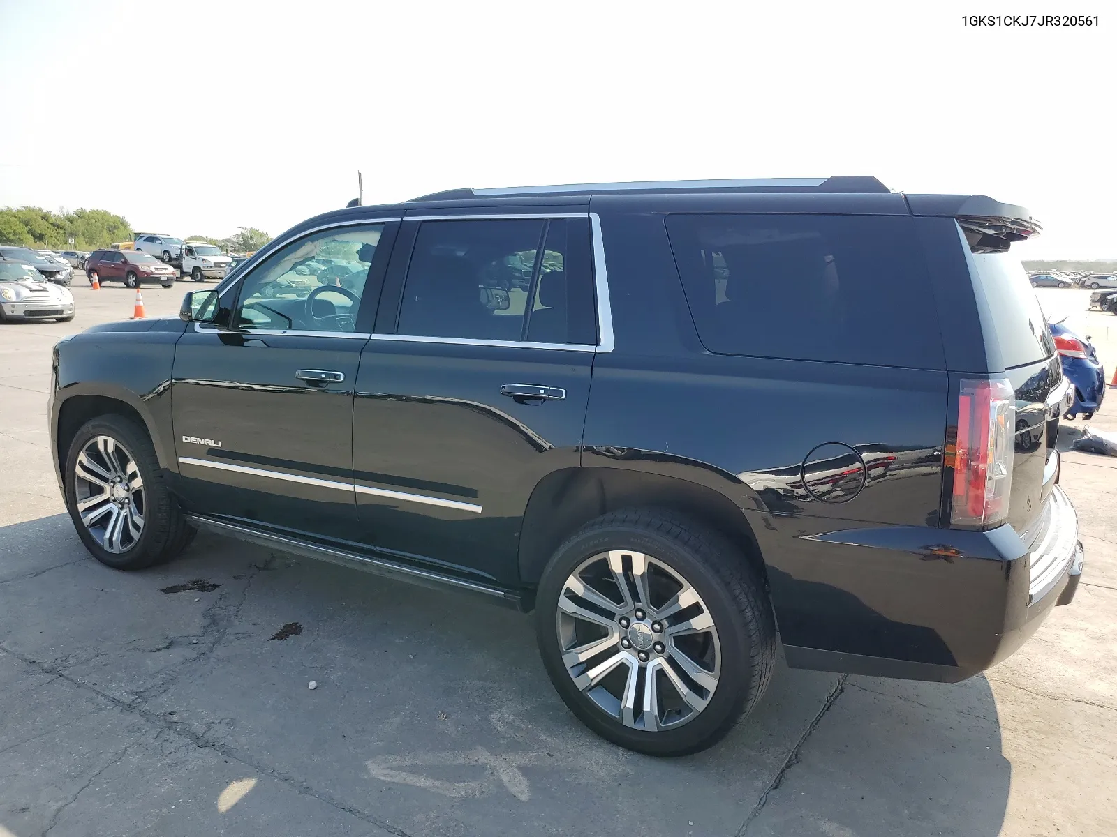 1GKS1CKJ7JR320561 2018 GMC Yukon Denali