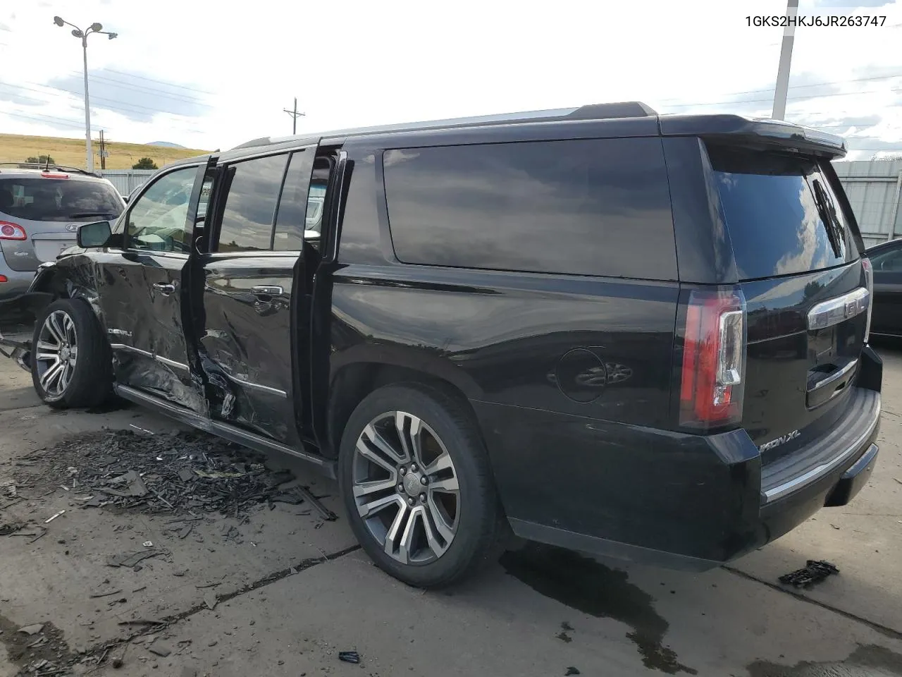 1GKS2HKJ6JR263747 2018 GMC Yukon Xl Denali