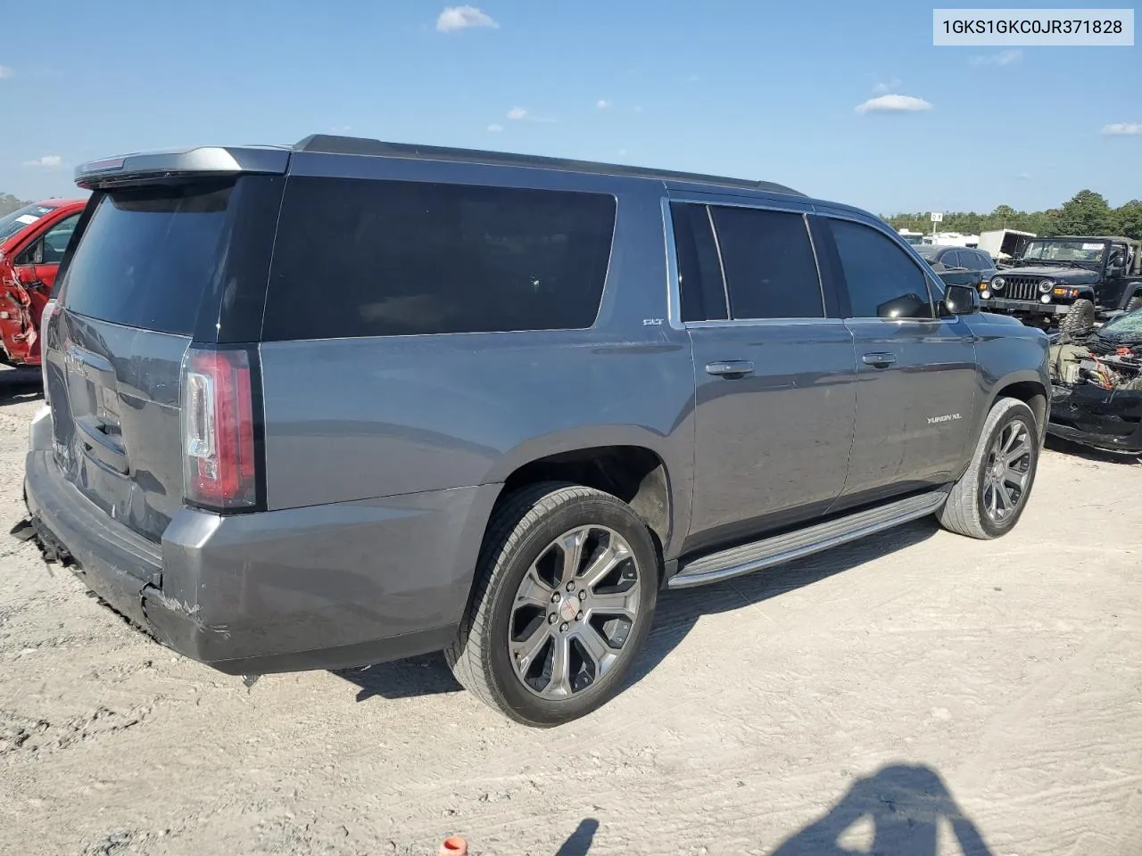 2018 GMC Yukon Xl C1500 Slt VIN: 1GKS1GKC0JR371828 Lot: 75247384