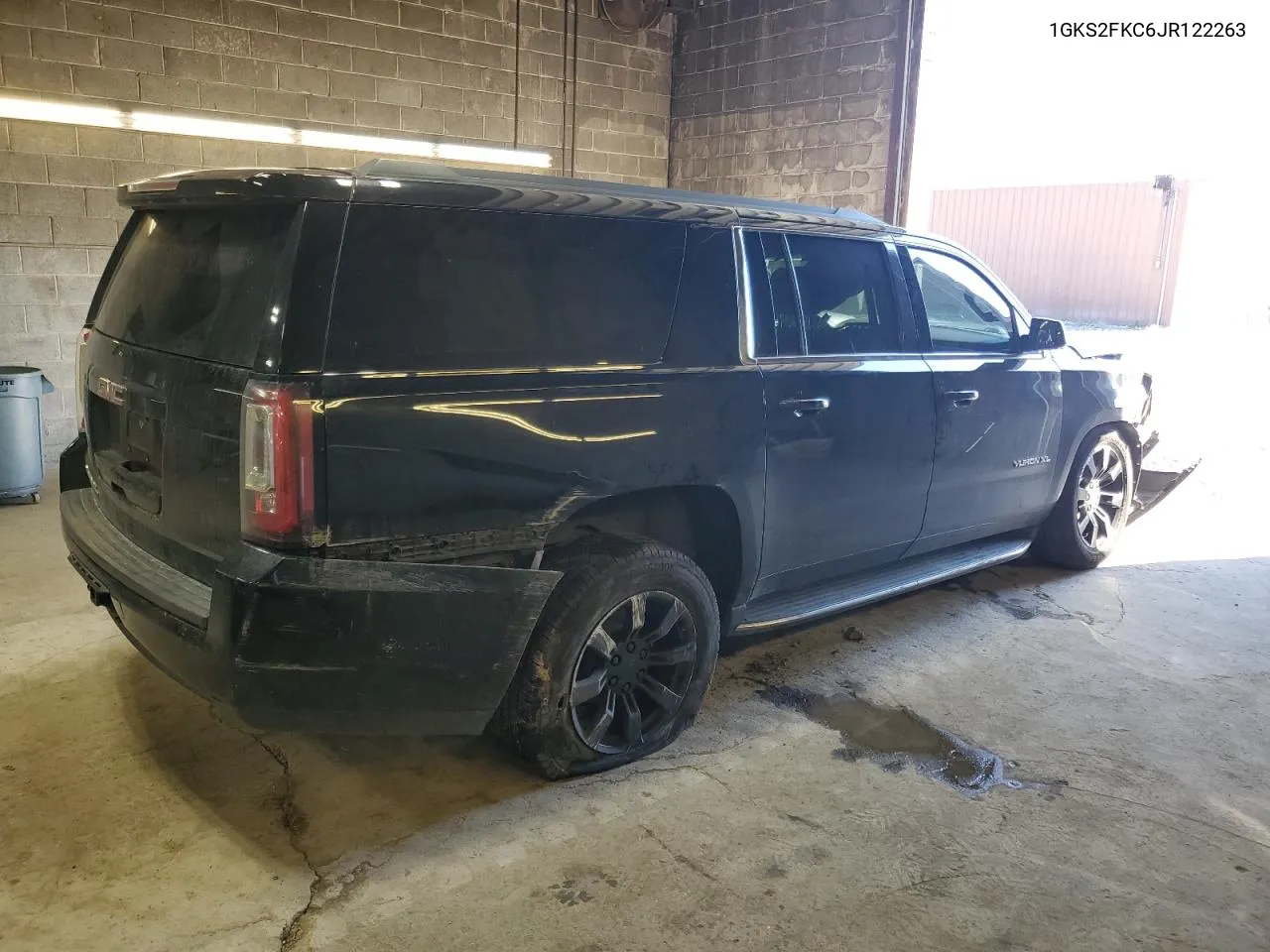 1GKS2FKC6JR122263 2018 GMC Yukon Xl K1500 Sle