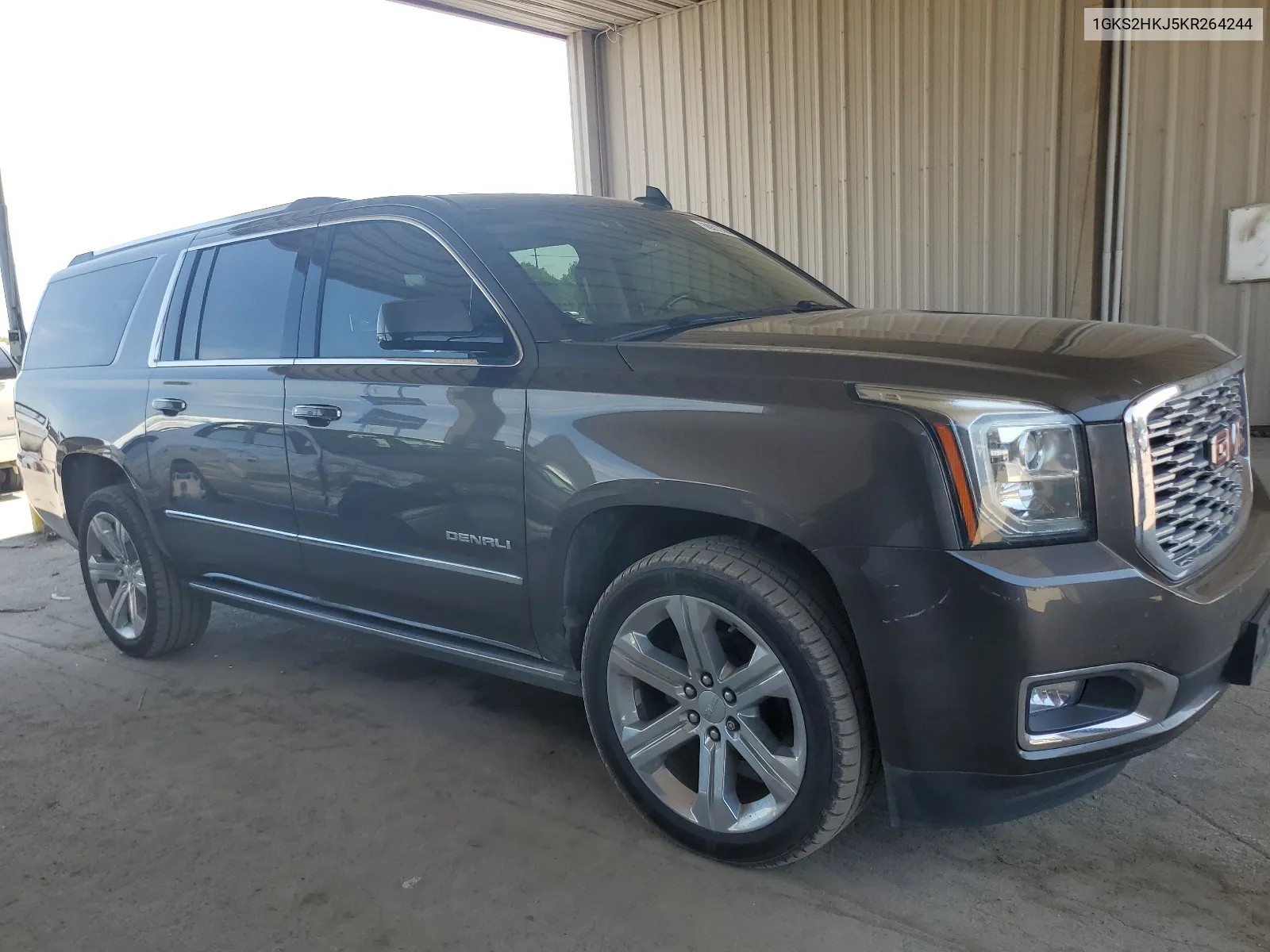 1GKS2HKJ5KR264244 2019 GMC Yukon Xl Denali