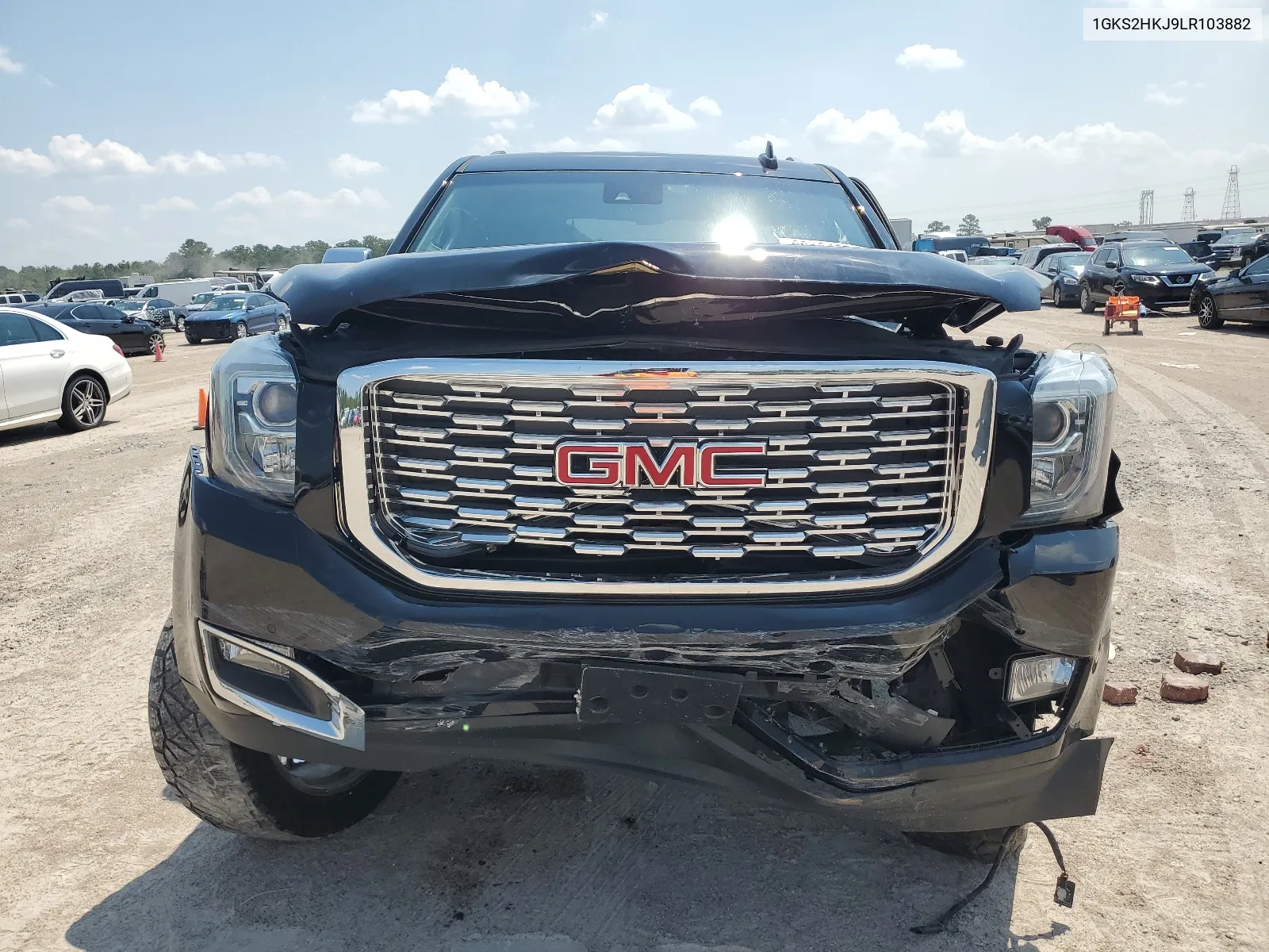 2020 GMC Yukon Xl Denali VIN: 1GKS2HKJ9LR103882 Lot: 66194374