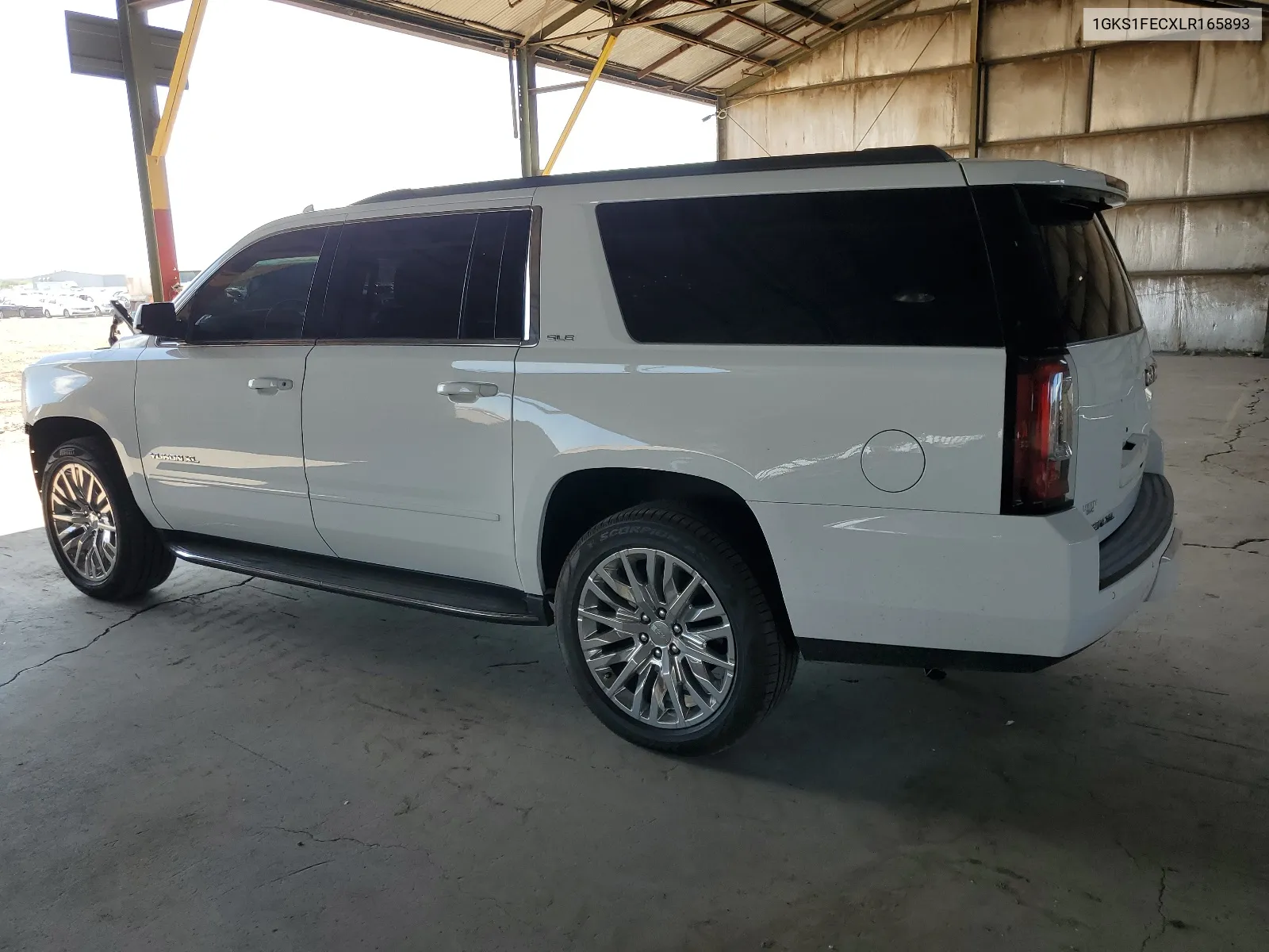 2020 GMC Yukon Xl C1500 Sle VIN: 1GKS1FECXLR165893 Lot: 68519704