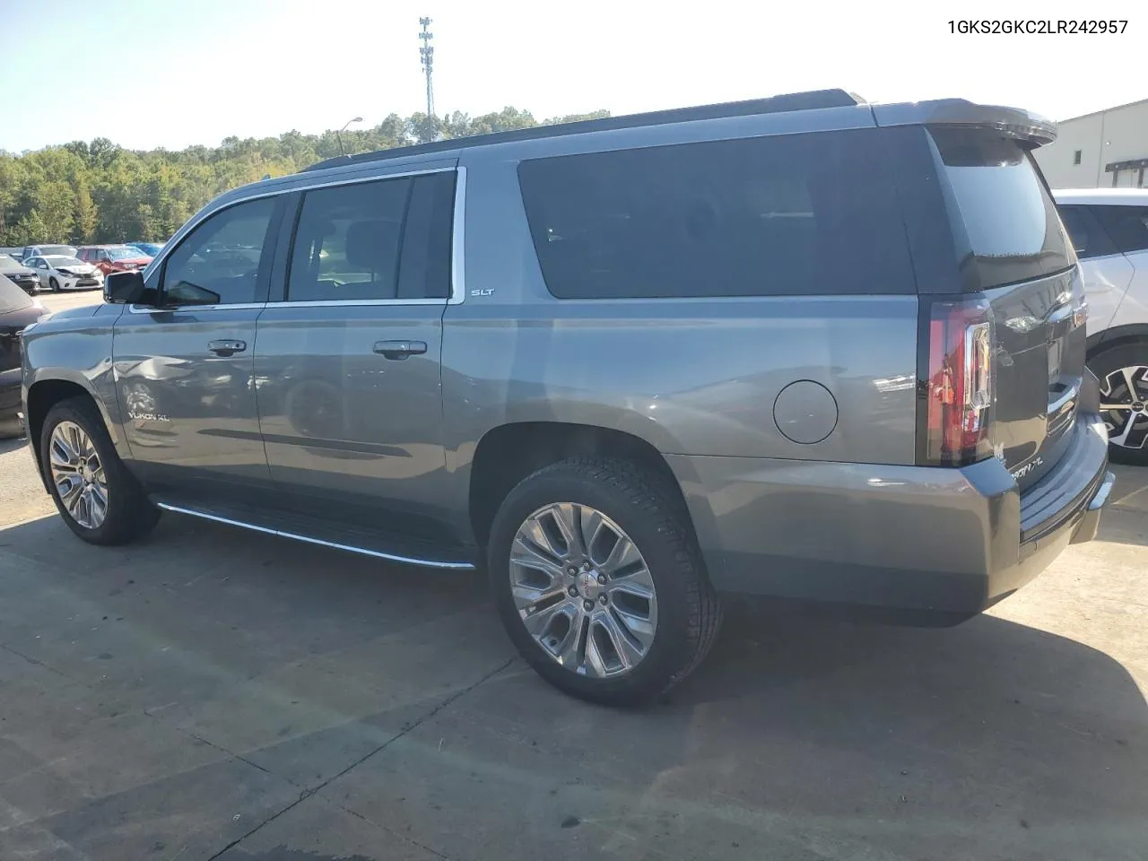 2020 GMC Yukon Xl K1500 Slt VIN: 1GKS2GKC2LR242957 Lot: 74107264