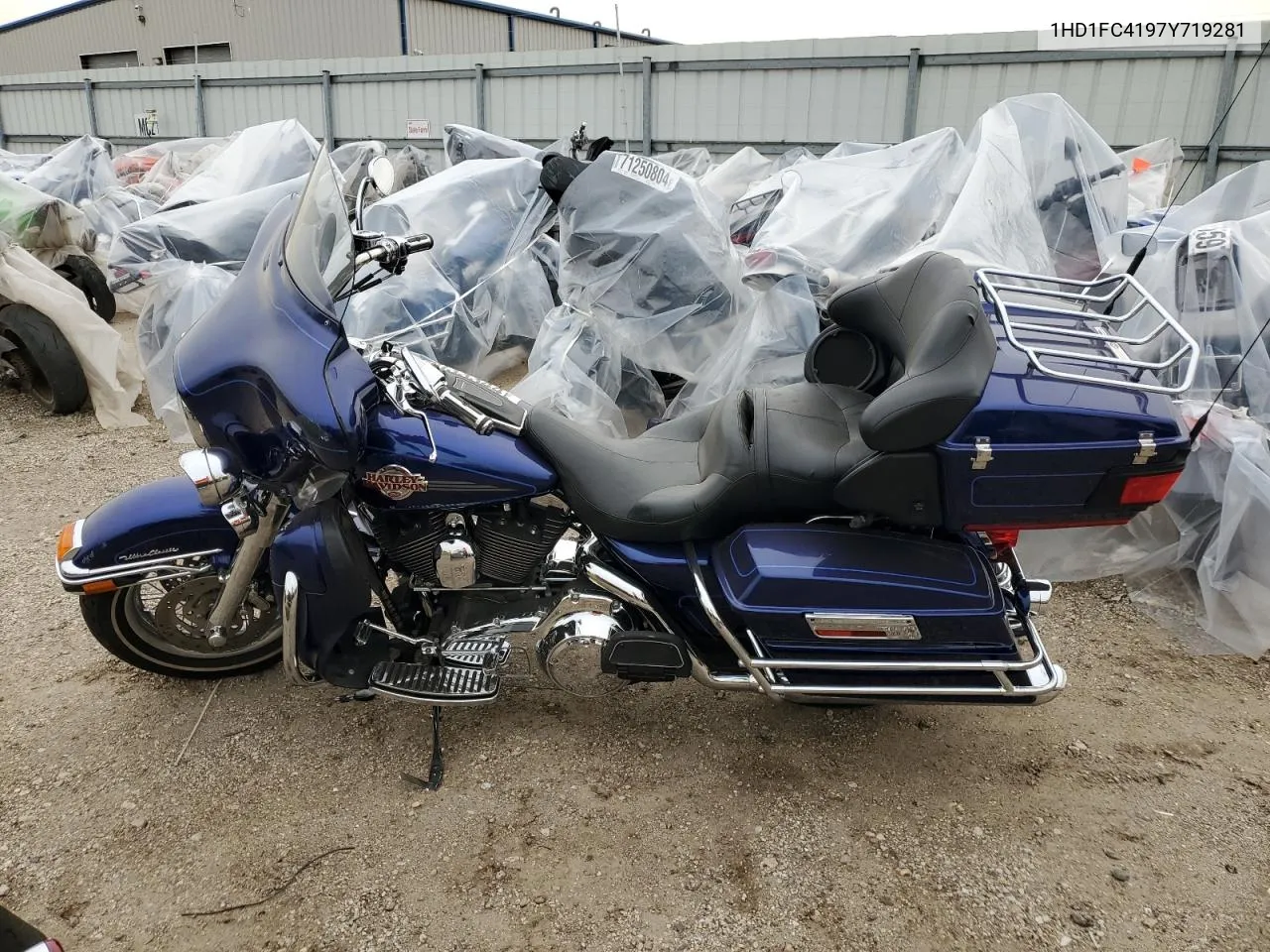 2007 Harley-Davidson Flhtcui VIN: 1HD1FC4197Y719281 Lot: 79033344