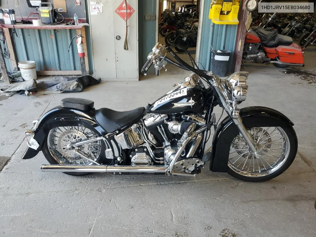 2014 Harley-Davidson Fls Softail Slim VIN: 1HD1JRV15EB034680 Lot: 75473344