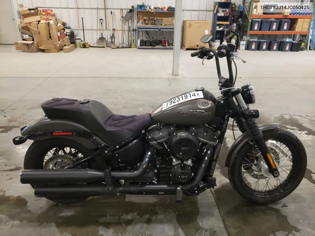 2018 Harley-Davidson Fxbb Street Bob VIN: 1HD1YJJ14JC050425 Lot: 79231914