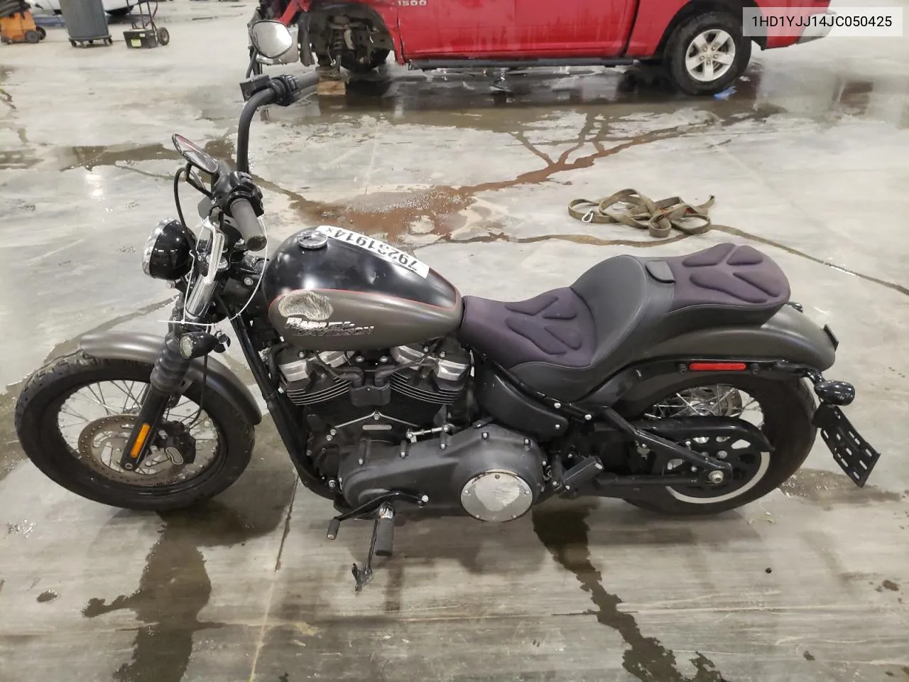 2018 Harley-Davidson Fxbb Street Bob VIN: 1HD1YJJ14JC050425 Lot: 79231914