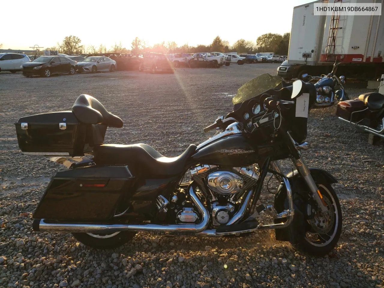 2013 Harley-Davidson Flhx Street Glide VIN: 1HD1KBM19DB664867 Lot: 80296404