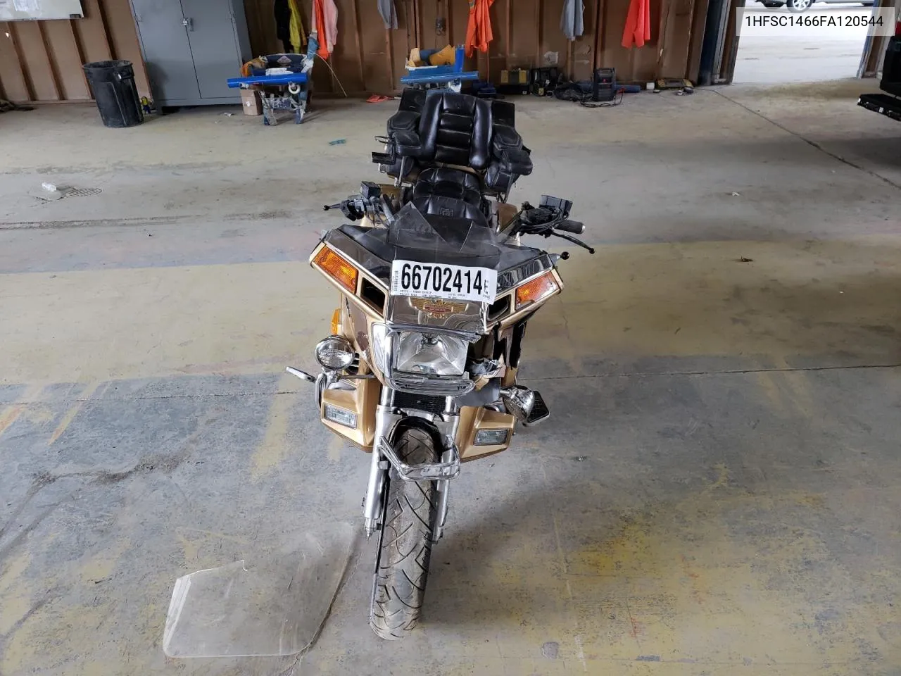 1HFSC1466FA120544 1985 Honda Gl1200 L