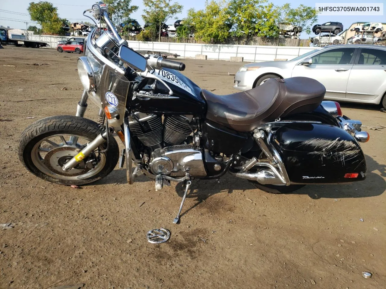 1998 Honda Vt1100 Ct VIN: 1HFSC3705WA001743 Lot: 70839814