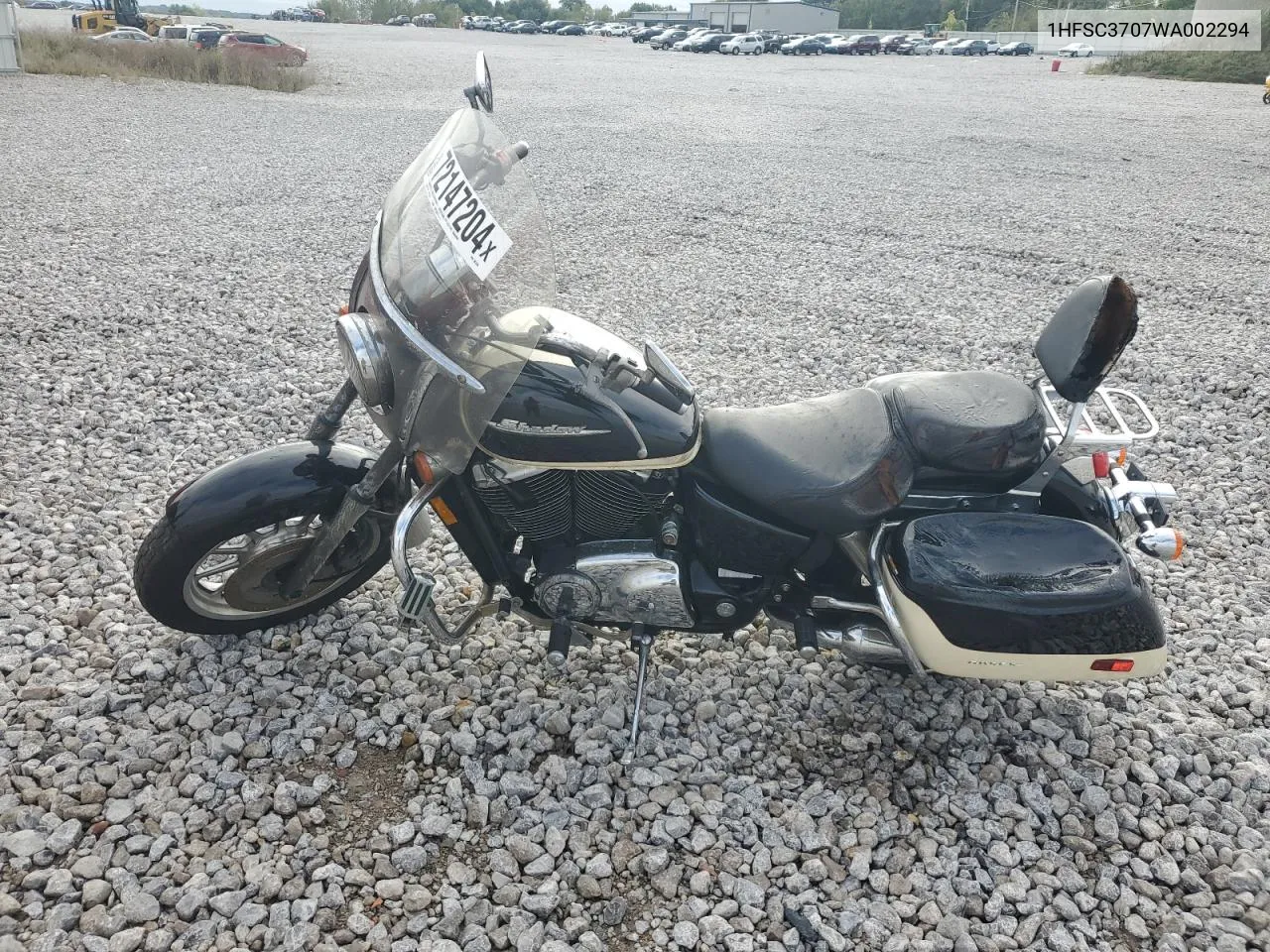 1HFSC3707WA002294 1998 Honda Vt1100 Ct