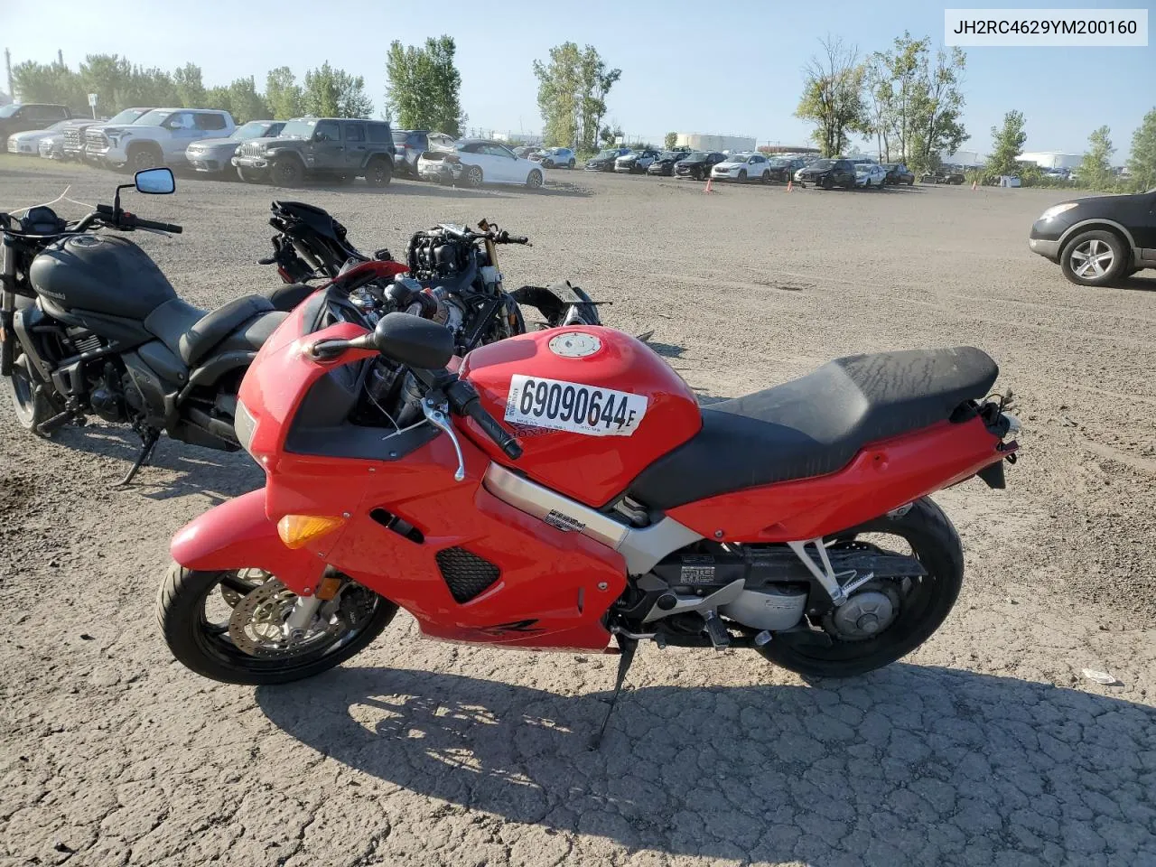 2000 Honda Vfr800 Fi VIN: JH2RC4629YM200160 Lot: 69090644