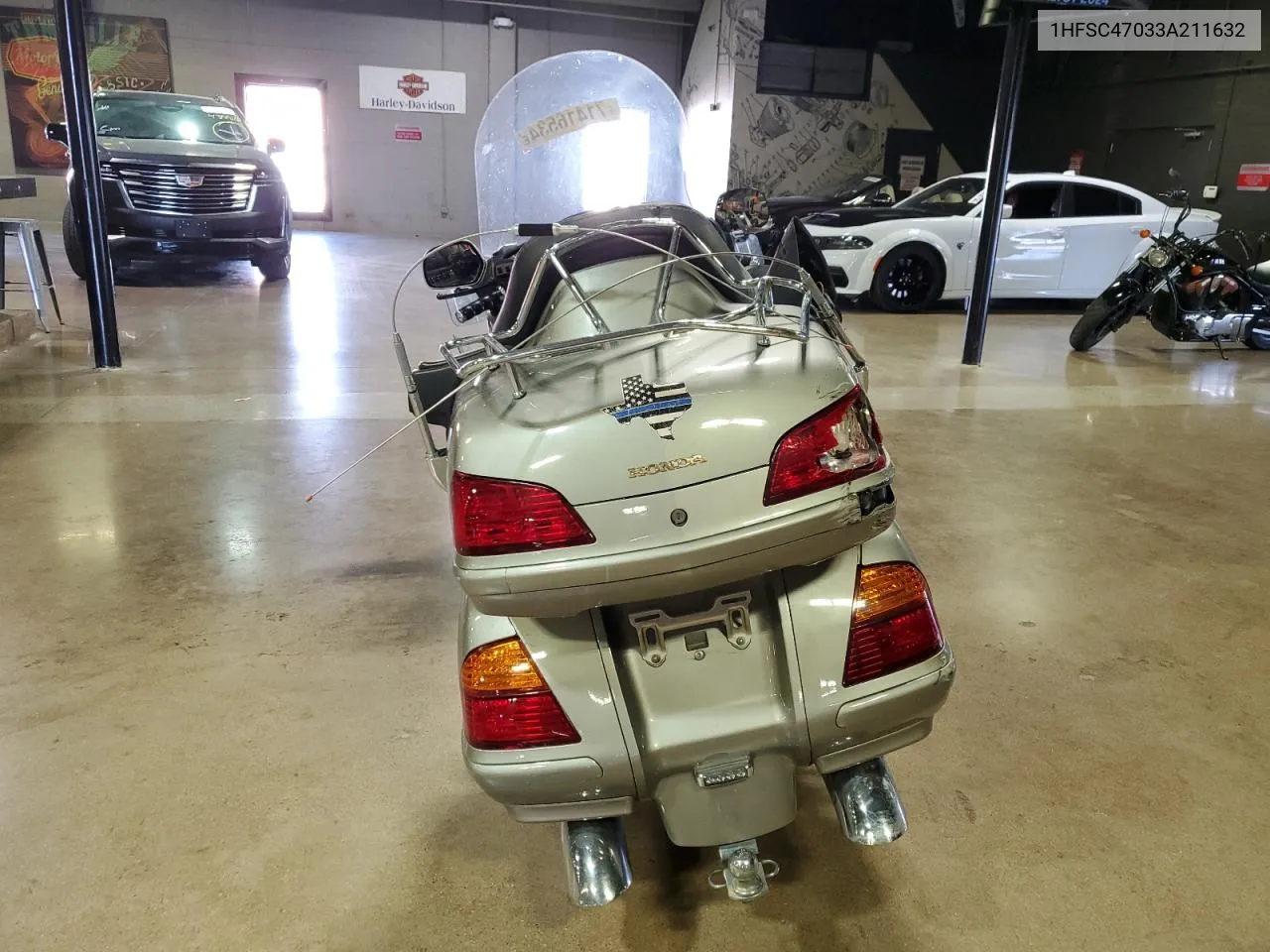 2003 Honda Gl1800 VIN: 1HFSC47033A211632 Lot: 71416534