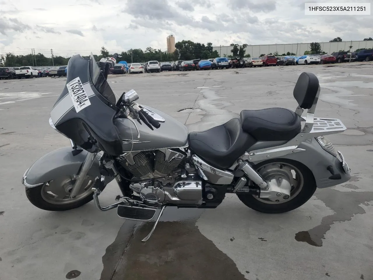 2005 Honda Vtx1300 R VIN: 1HFSC523X5A211251 Lot: 73287404