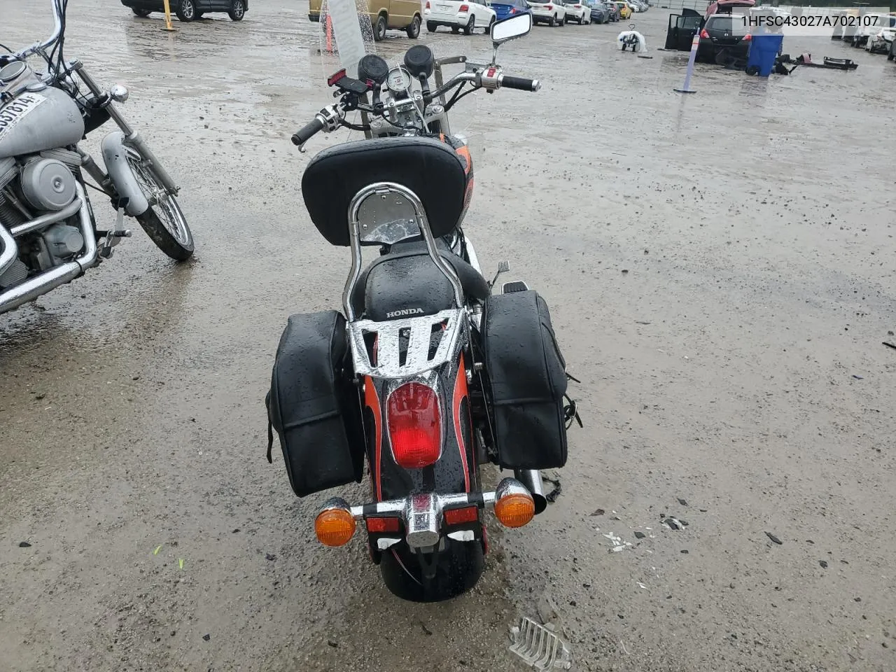 1HFSC43027A702107 2007 Honda Vt1100 C2