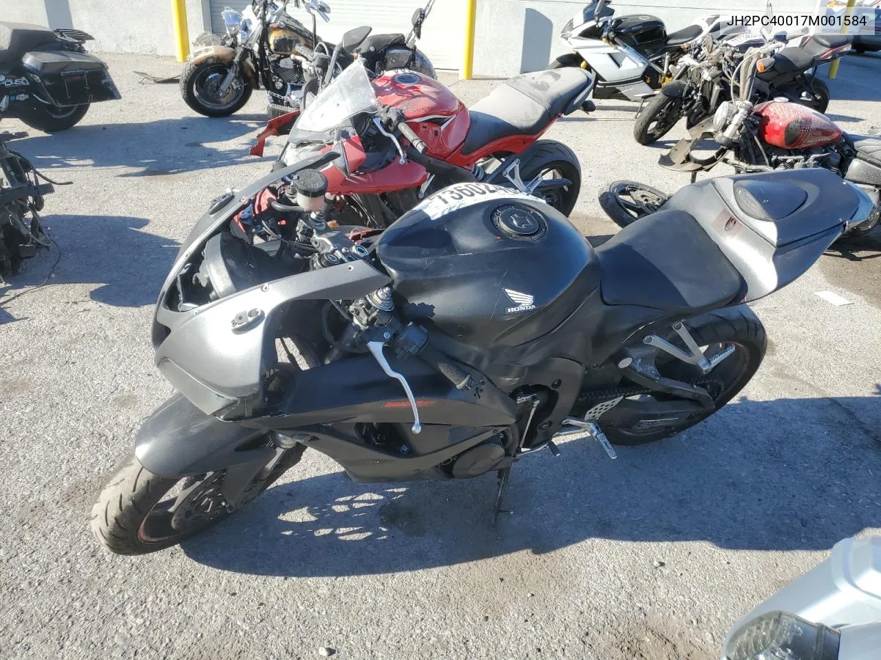 2007 Honda Cbr600 Rr VIN: JH2PC40017M001584 Lot: 73602484