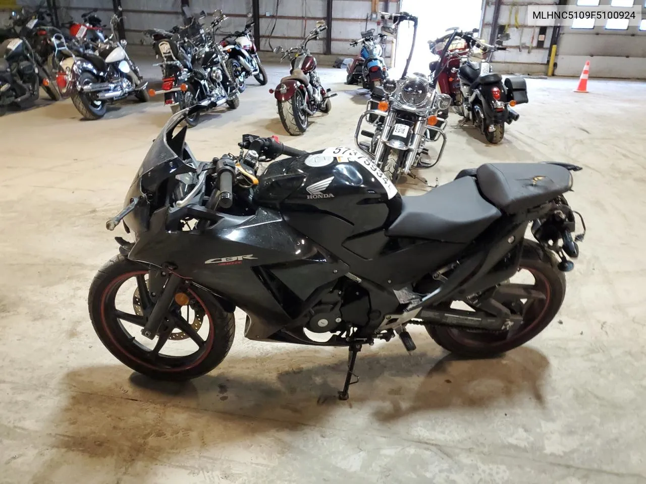 2015 Honda Cbr300 R VIN: MLHNC5109F5100924 Lot: 57375934