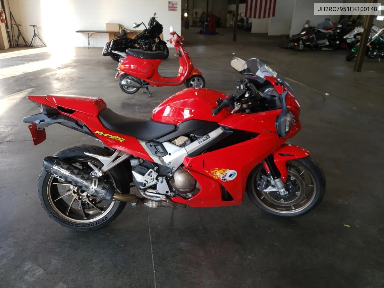 2015 Honda Vfr800 F VIN: JH2RC7951FK100148 Lot: 69811074