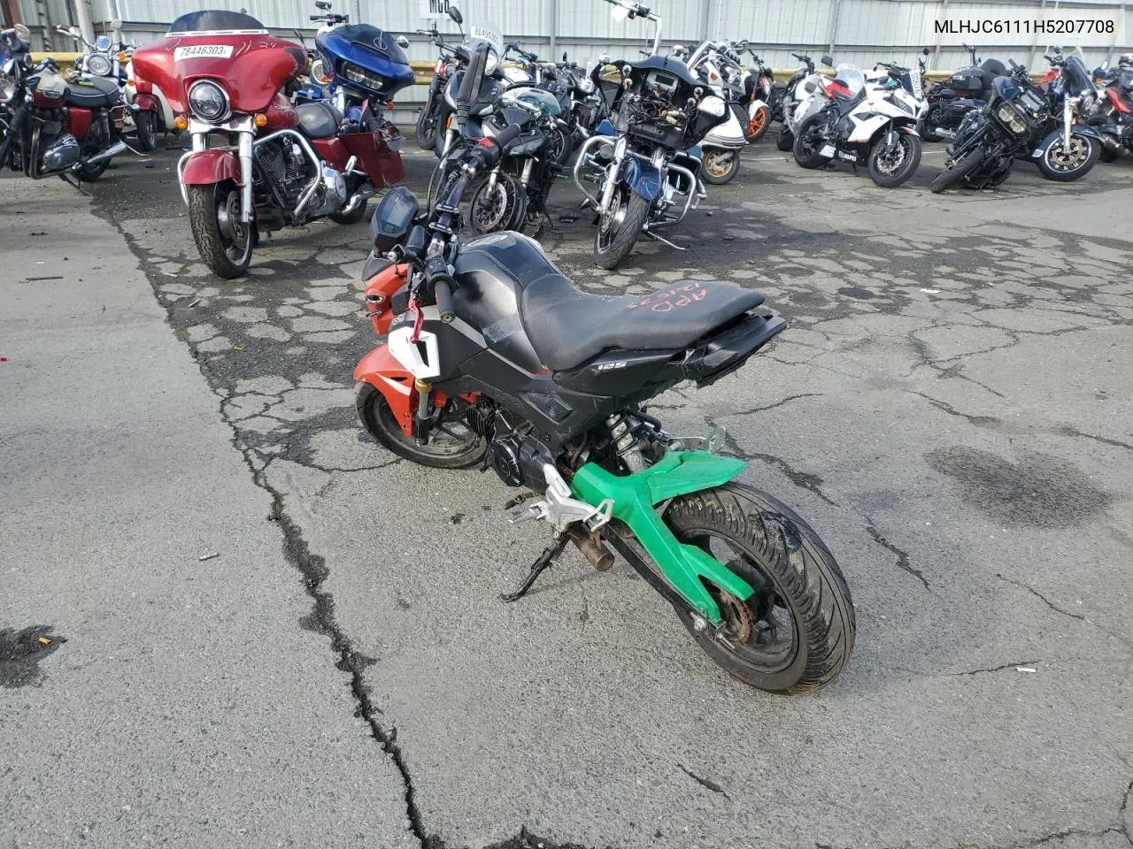 2017 Honda Grom 125 VIN: MLHJC6111H5207708 Lot: 81541213